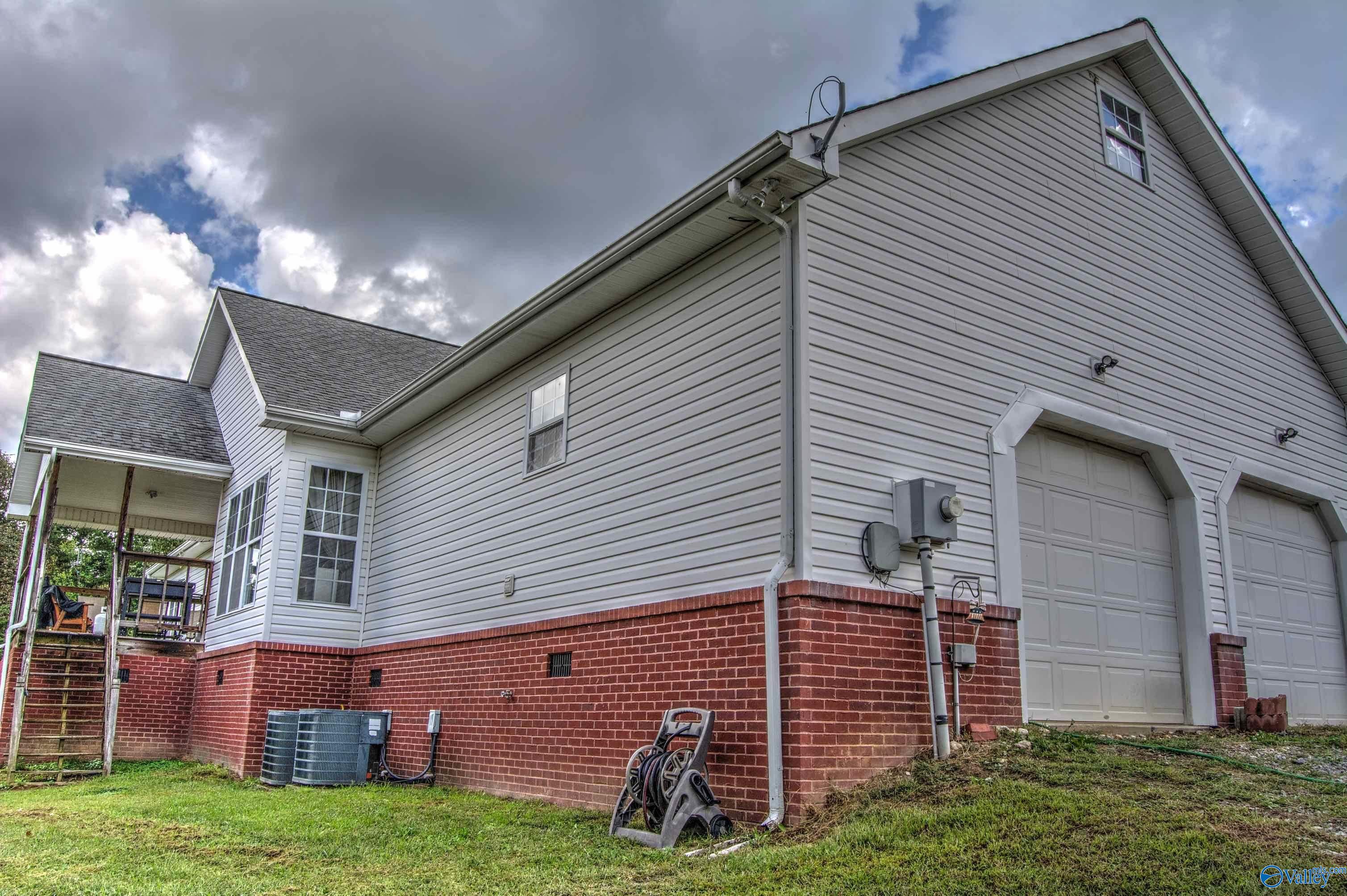 Higdon, Alabama 35979, United States, 3 Bedrooms Bedrooms, ,2 BathroomsBathrooms,Residential,Active,220323