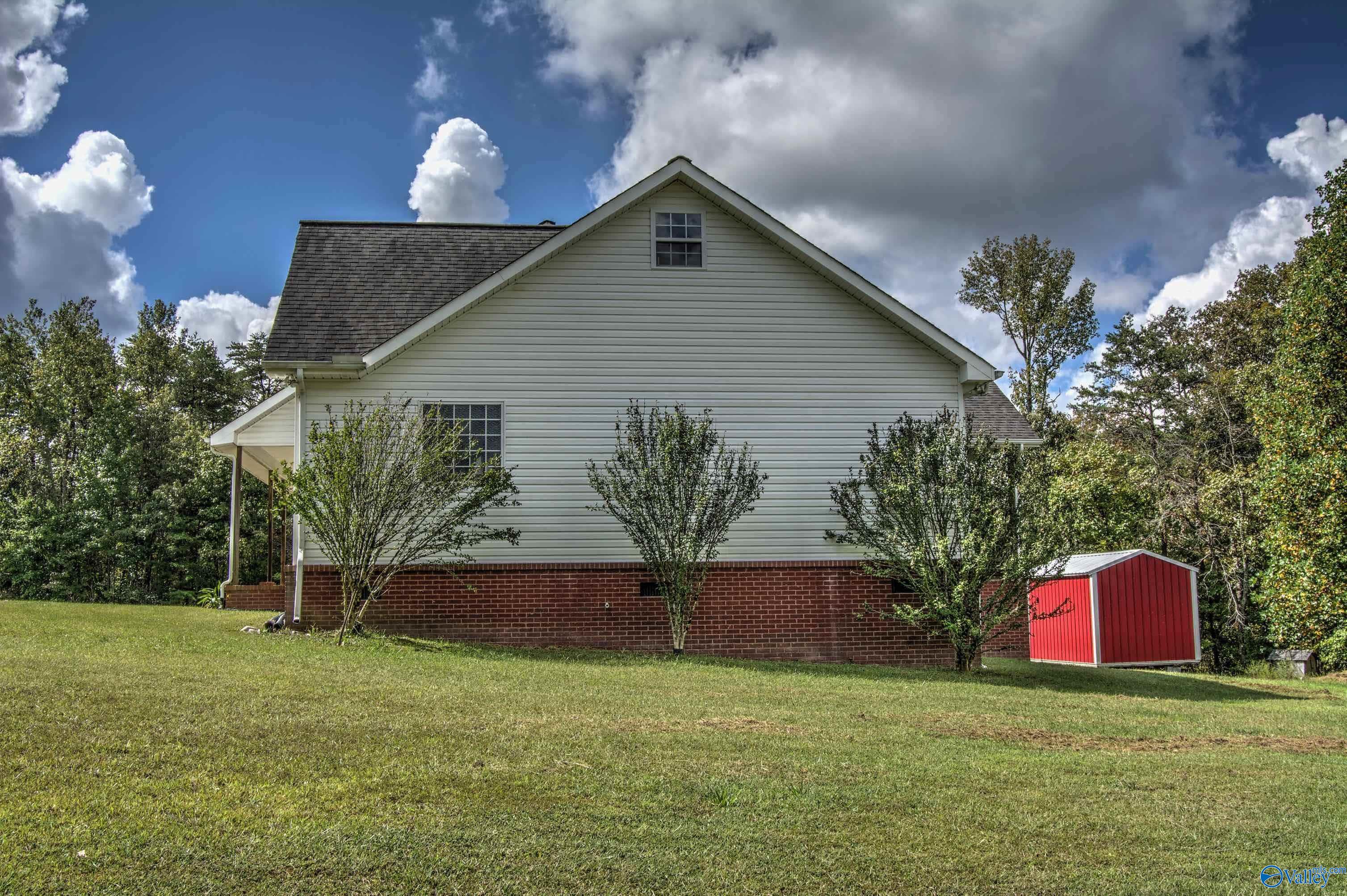 Higdon, Alabama 35979, United States, 3 Bedrooms Bedrooms, ,2 BathroomsBathrooms,Residential,Active,220323