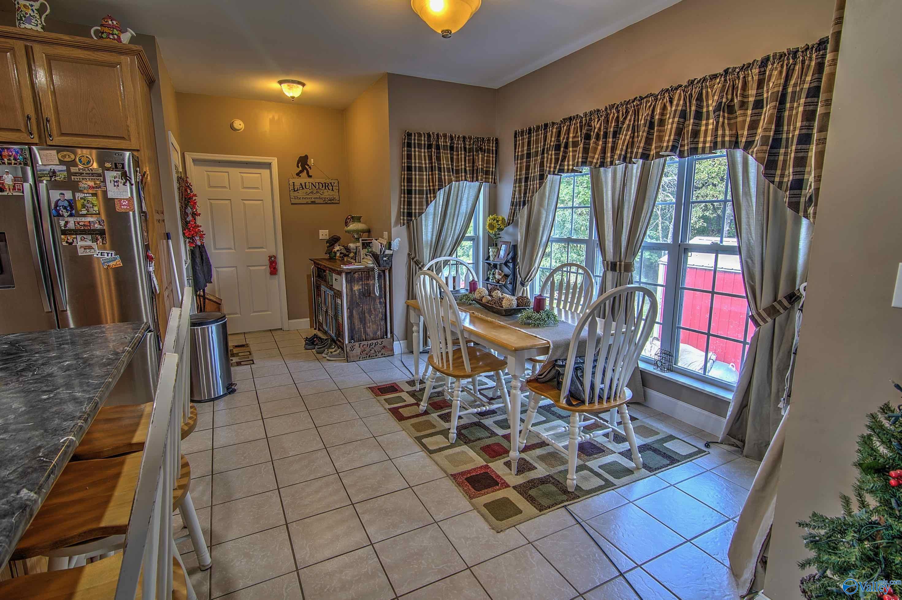 Higdon, Alabama 35979, United States, 3 Bedrooms Bedrooms, ,2 BathroomsBathrooms,Residential,Active,220323