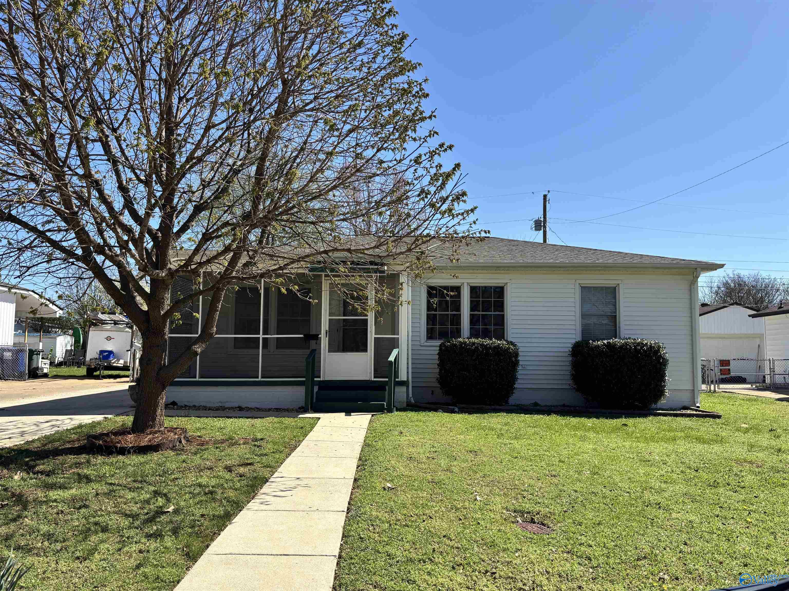 3109 Hillsboro Road SW