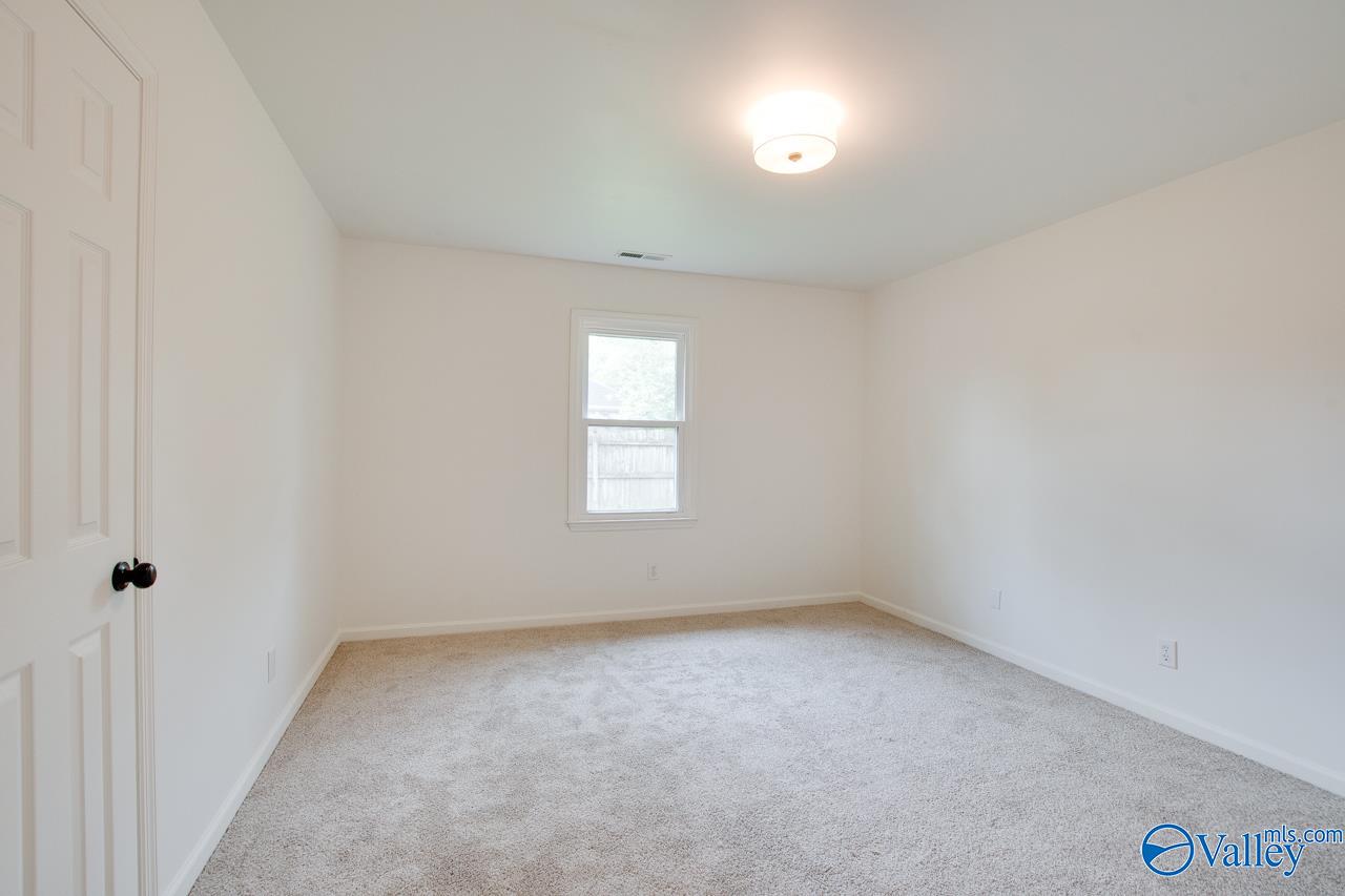 108 Crown Oak Lane, Huntsville, Alabama image 28