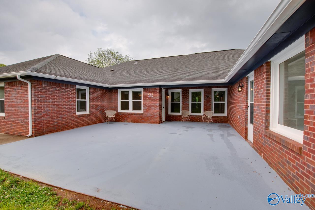 108 Crown Oak Lane, Huntsville, Alabama image 34