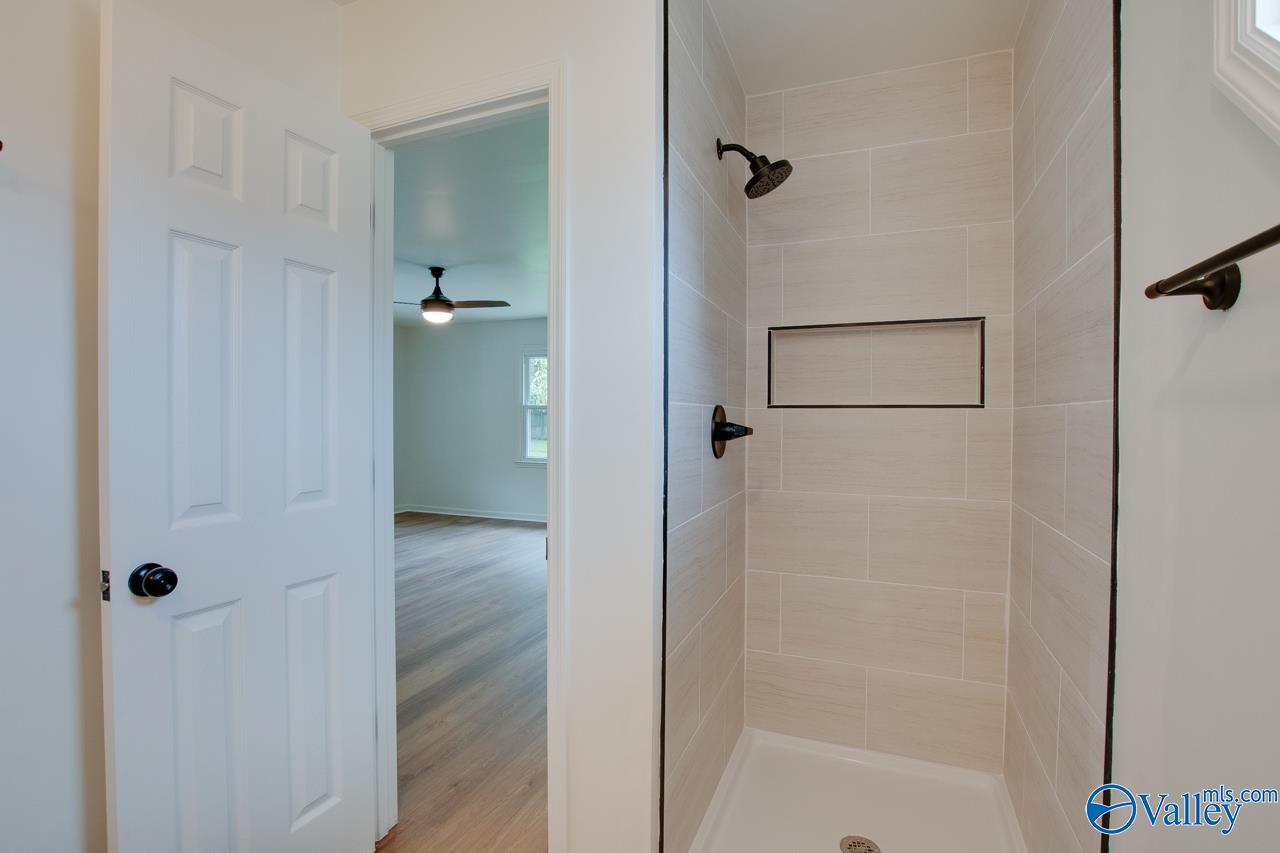 108 Crown Oak Lane, Huntsville, Alabama image 21