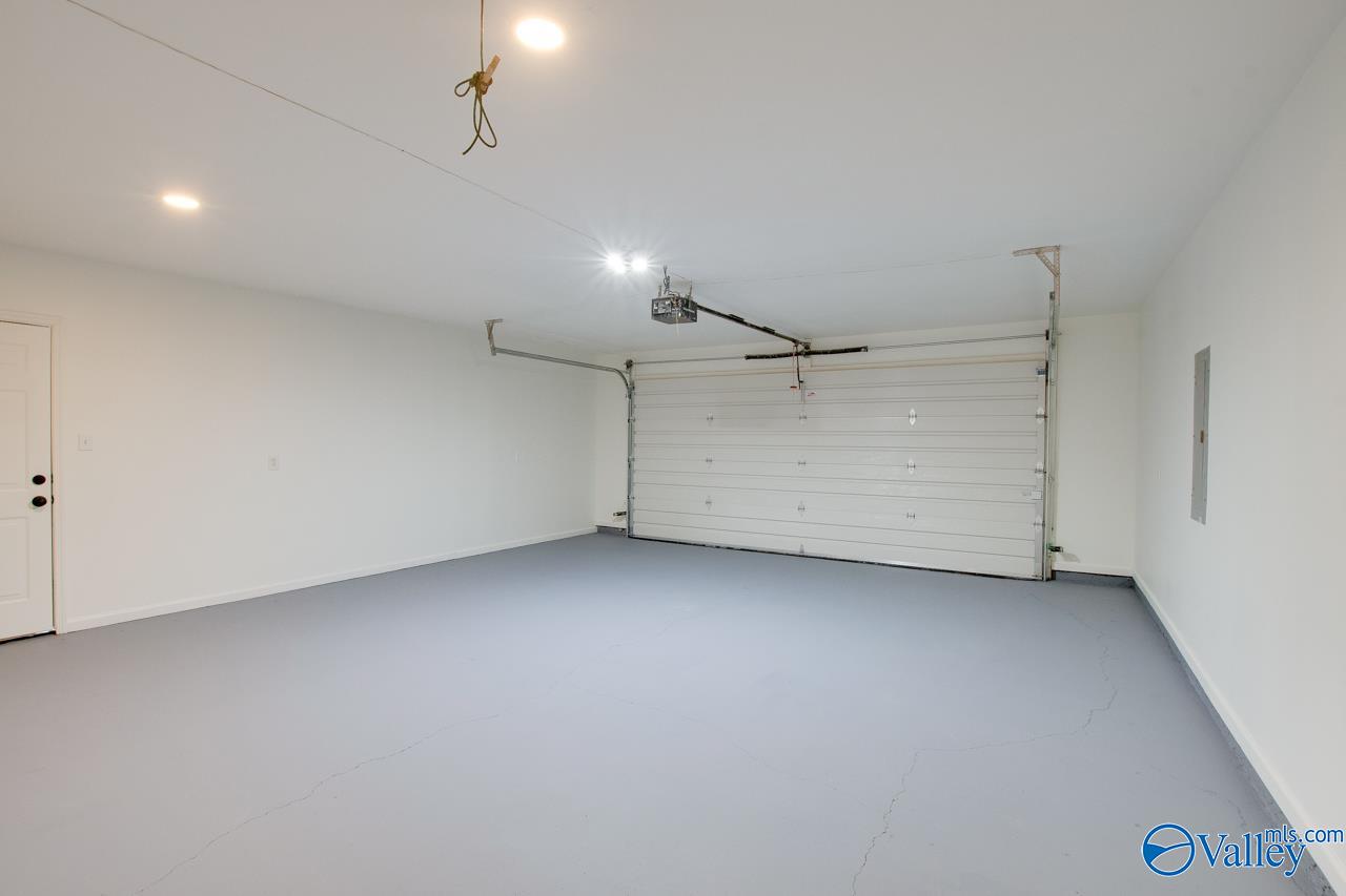 108 Crown Oak Lane, Huntsville, Alabama image 33