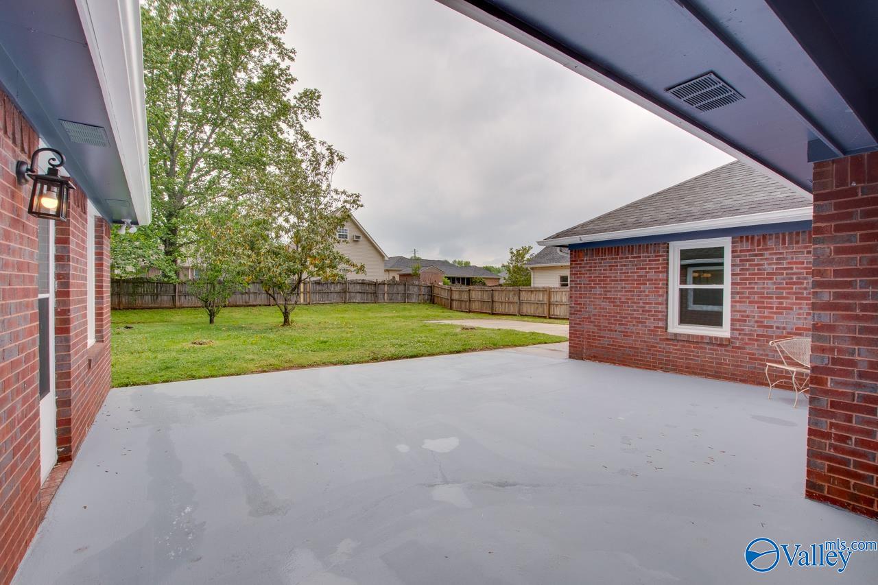 108 Crown Oak Lane, Huntsville, Alabama image 35