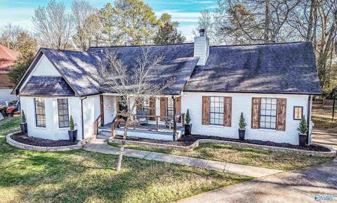 Photo of 138 Sarah Hughes Drive, Madison, AL 35758 (MLS # 21909912)