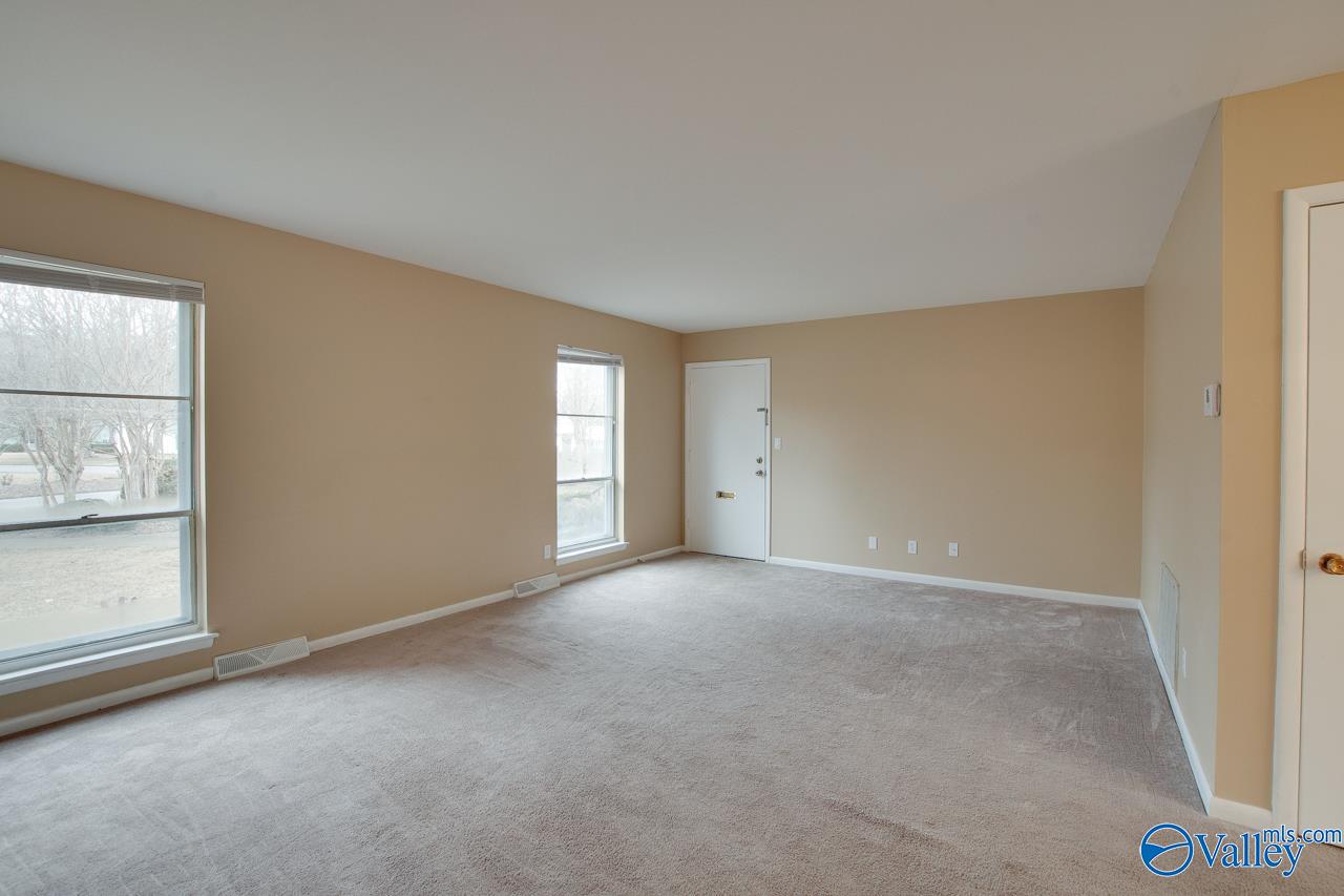 8201 Willowbrook Circle #B, Huntsville, Alabama image 2