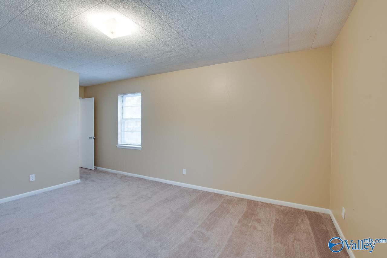 8201 Willowbrook Circle #B, Huntsville, Alabama image 17
