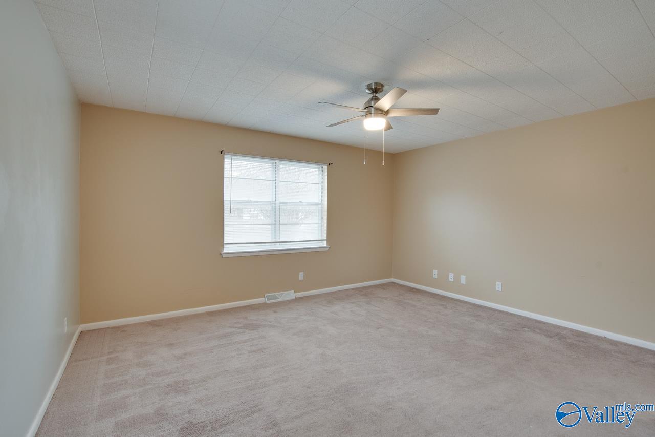 8201 Willowbrook Circle #B, Huntsville, Alabama image 13