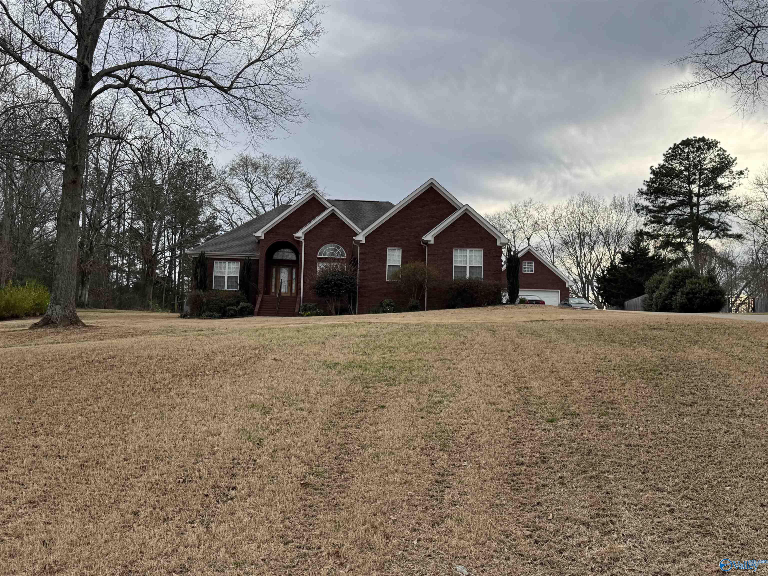 211 Woodfern Drive, Killen, Alabama image 4