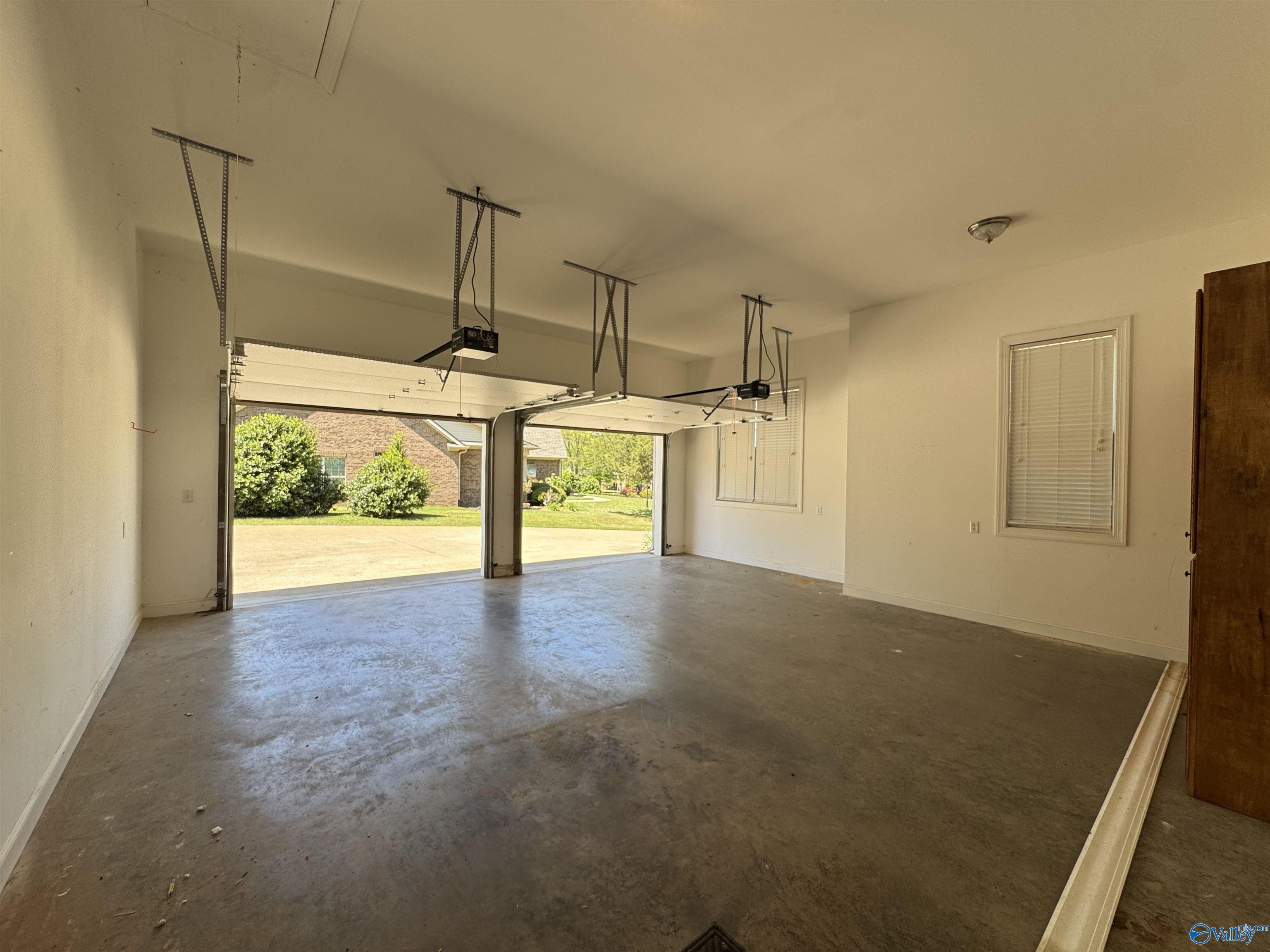 211 Woodfern Drive, Killen, Alabama image 13