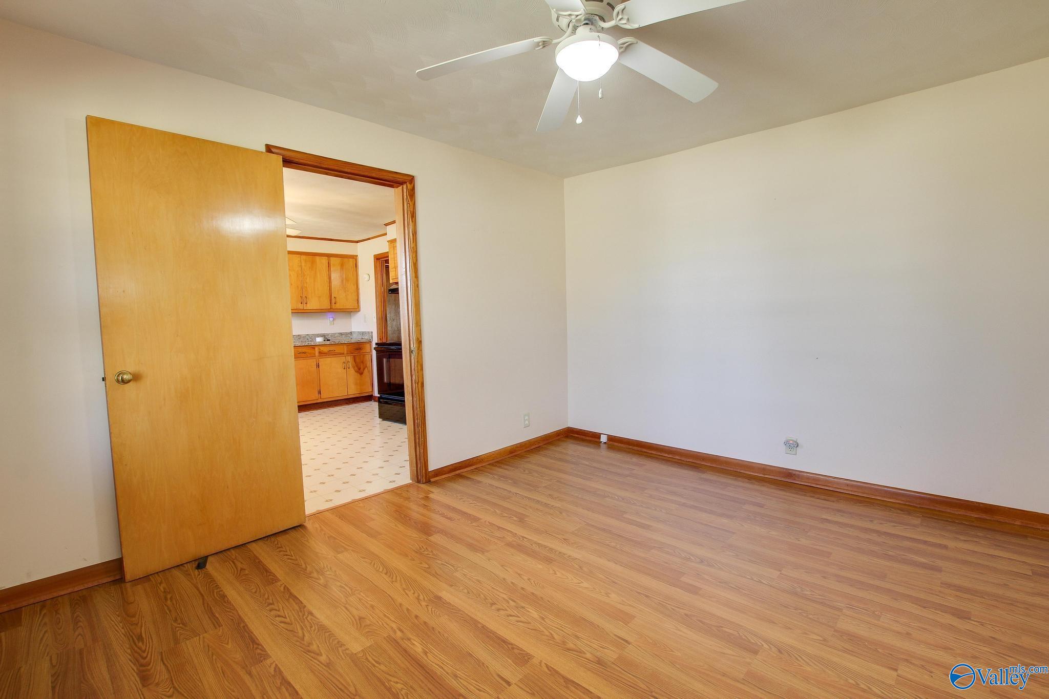904 Rhodes Street, Hartselle, Alabama image 14