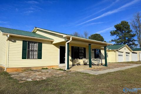 Photo of 65 Madden Road, Arab, AL 35016 (MLS # 21912467)
