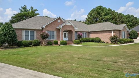 Photo of 1684 Autumn Chase, Athens, AL 35613 (MLS # 21909610)