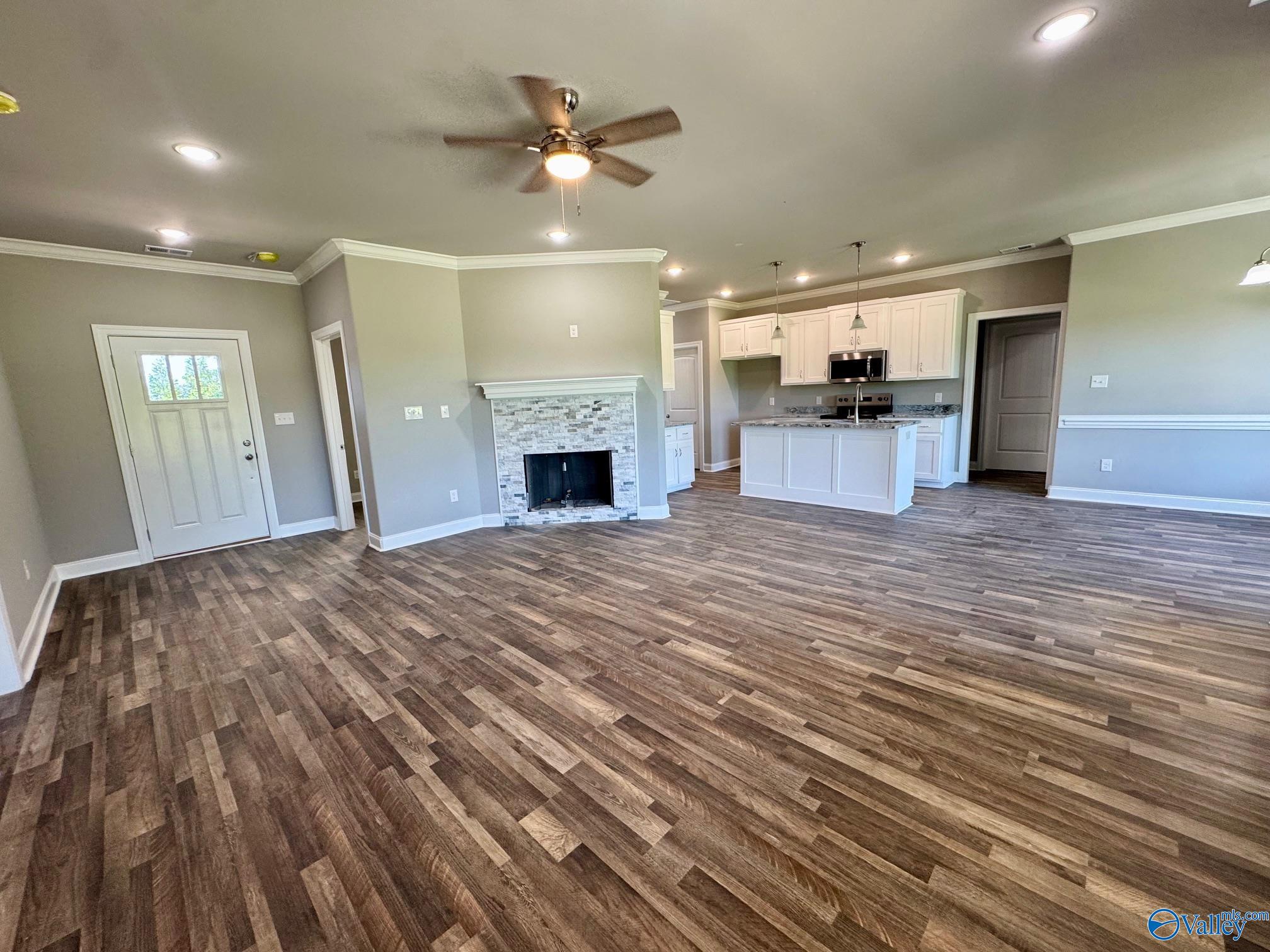 8369 State Line Road