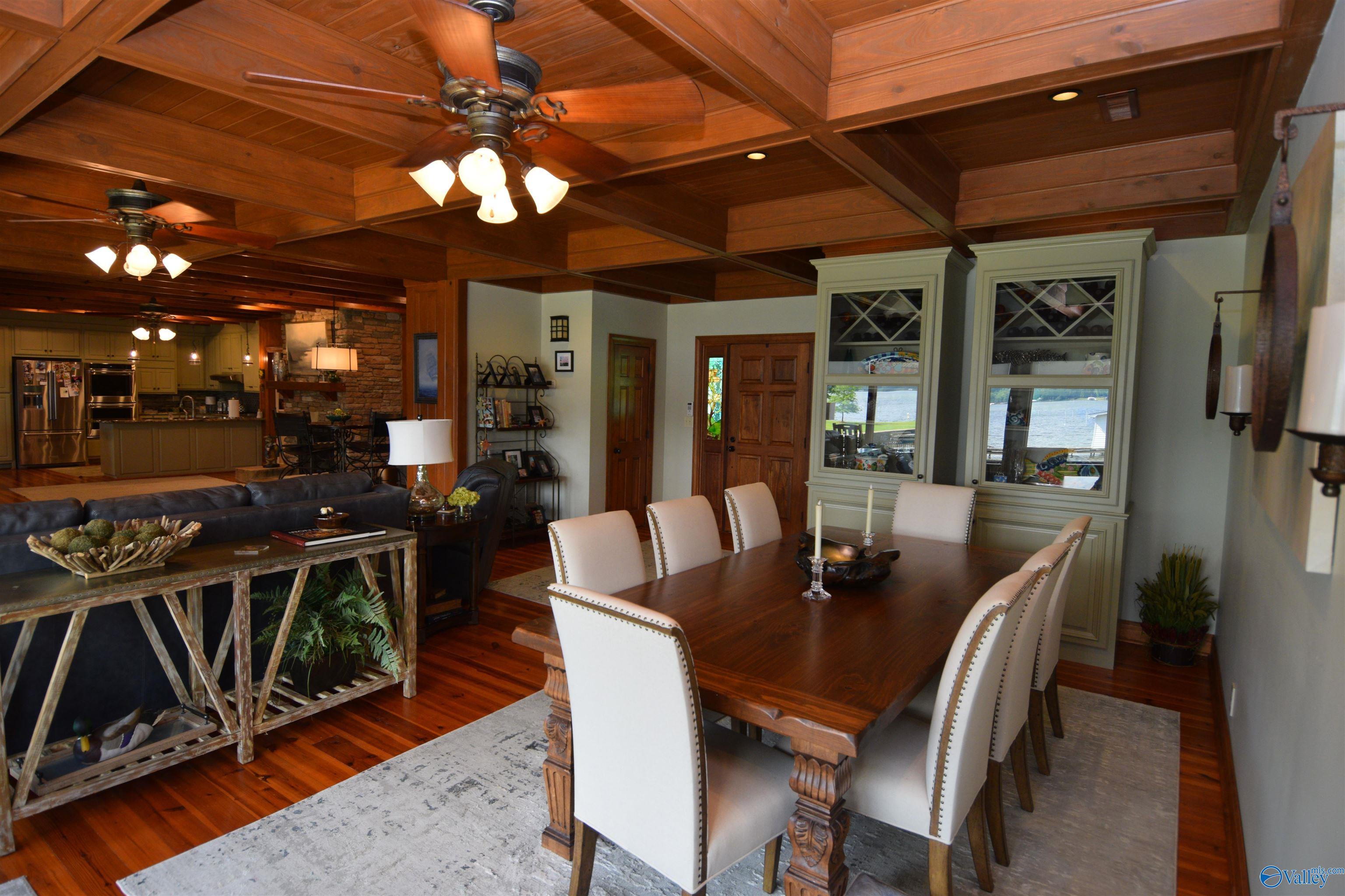 1314 Buck Island Drive, Guntersville, Alabama image 35