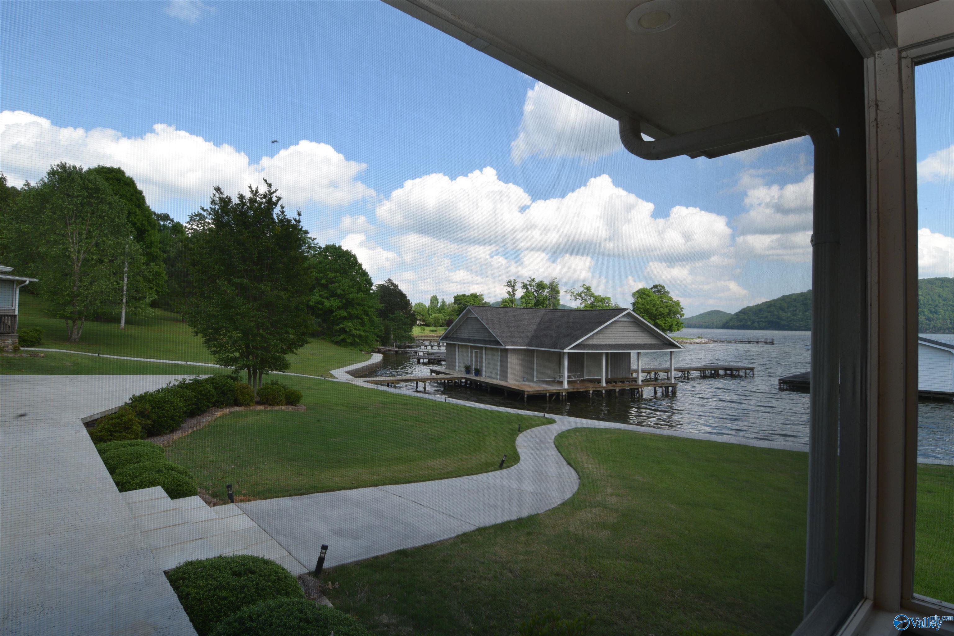1314 Buck Island Drive, Guntersville, Alabama image 43