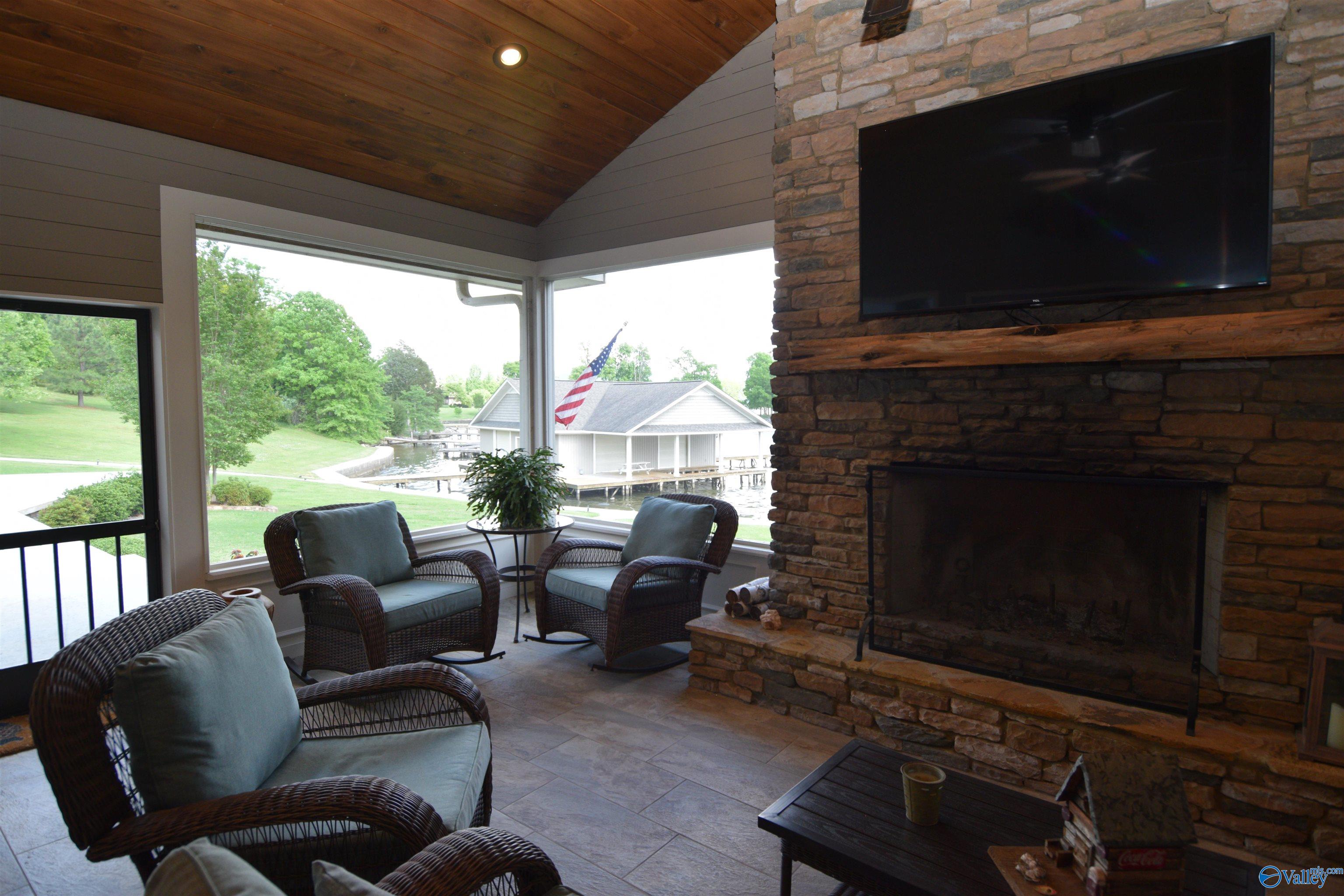 1314 Buck Island Drive, Guntersville, Alabama image 20