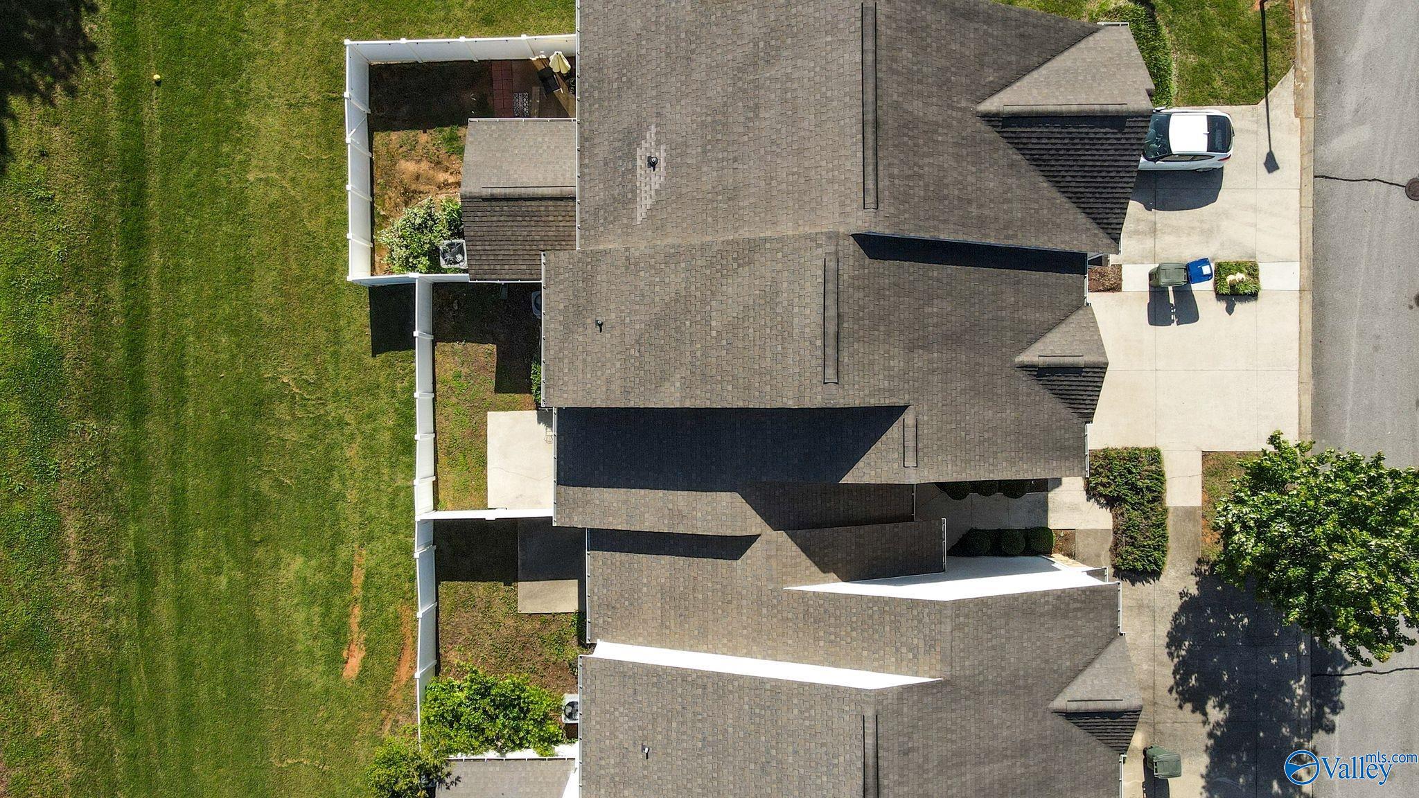 141 Woodsbrook Place, Madison, Alabama image 3