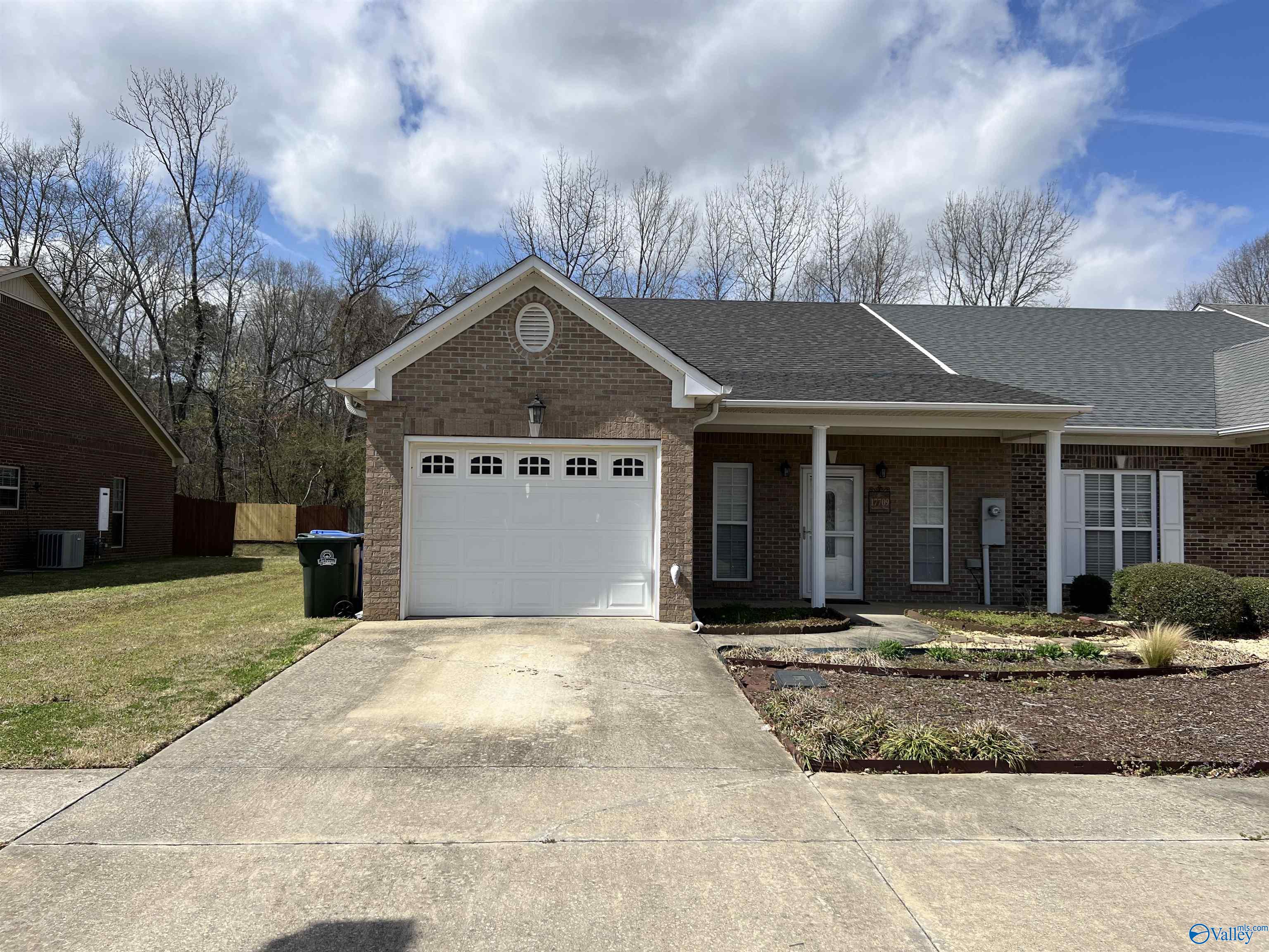 17709 Antlers Pass, Athens, Alabama image 1