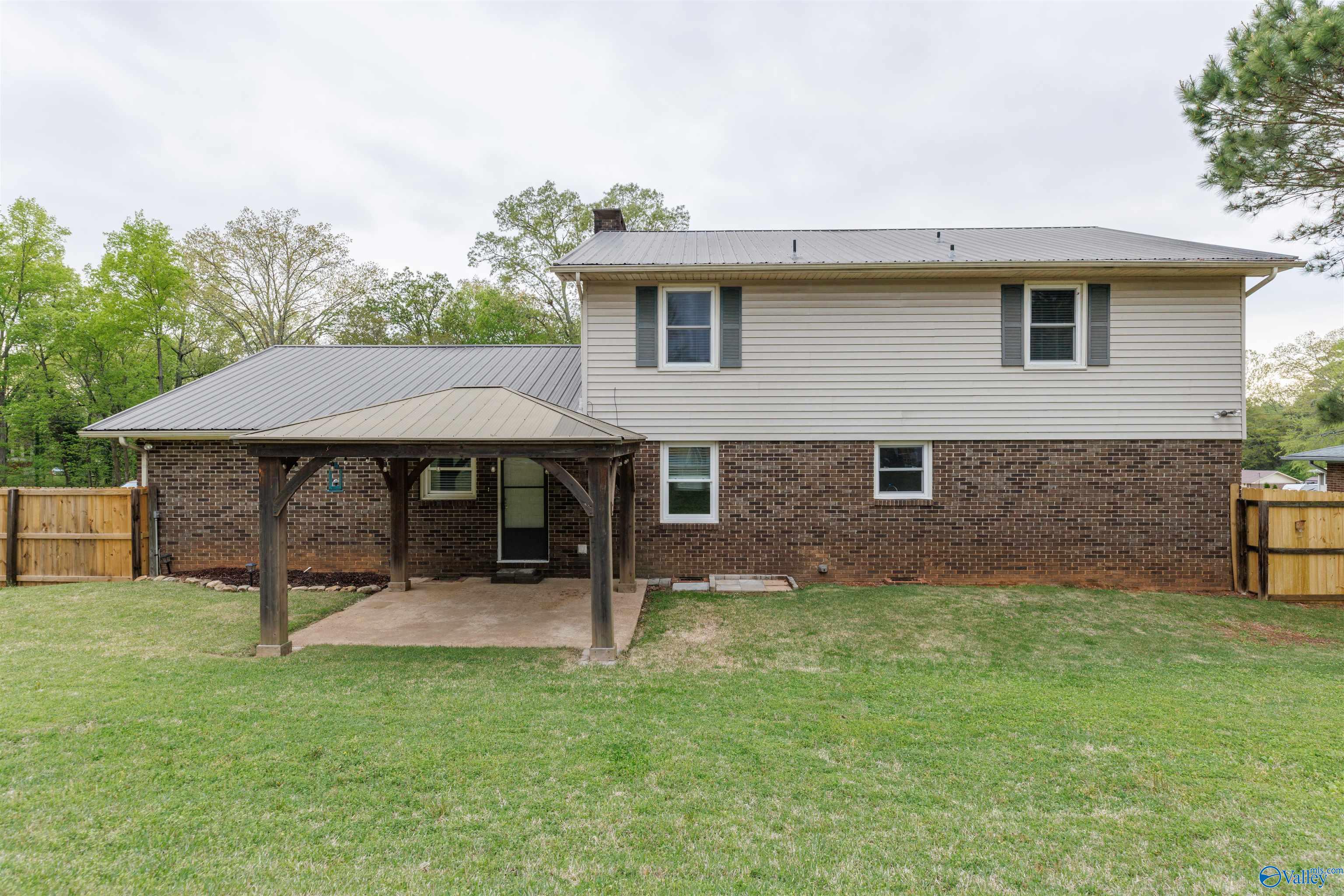 1903 Garner Street, Scottsboro, Alabama image 28