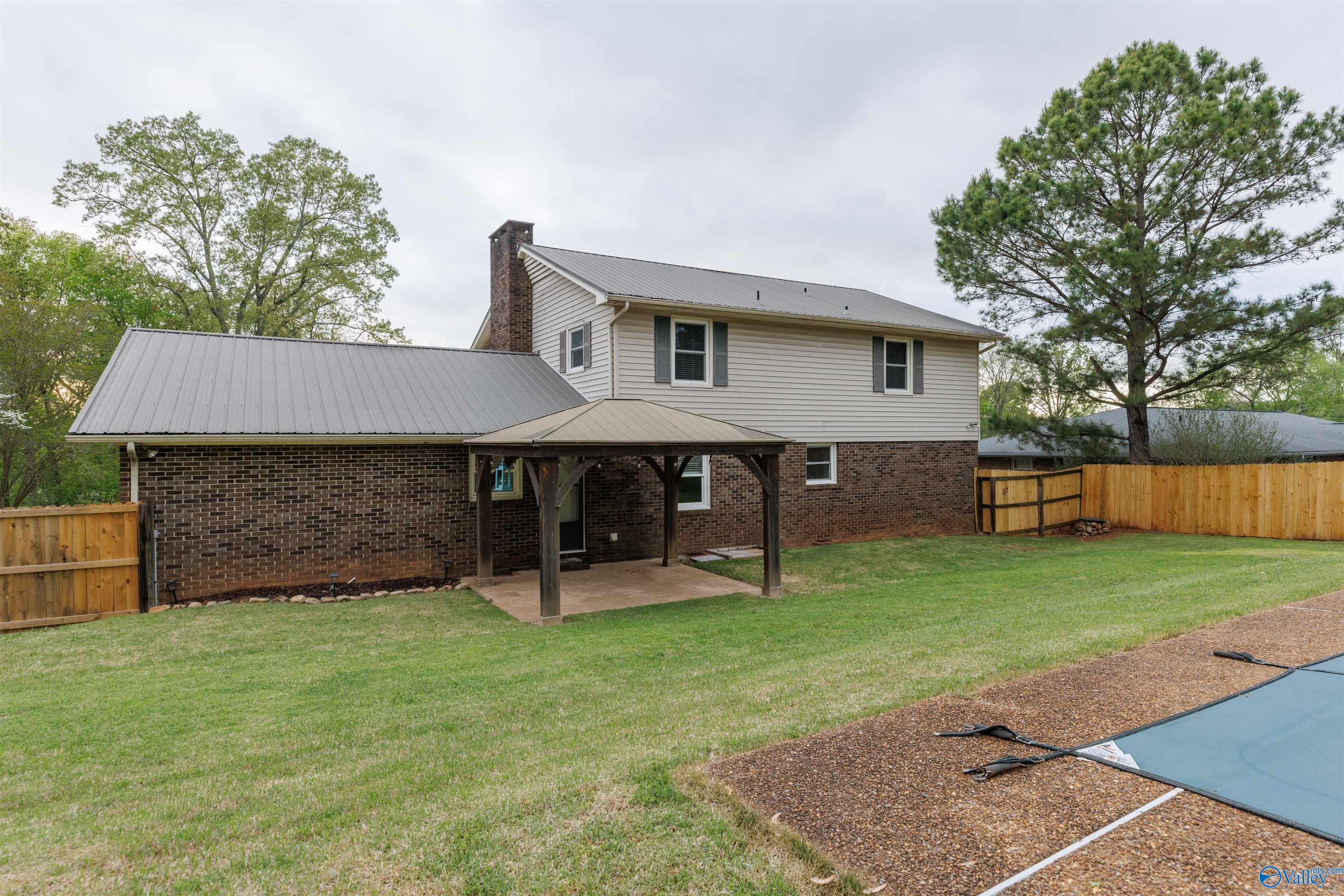 1903 Garner Street, Scottsboro, Alabama image 27