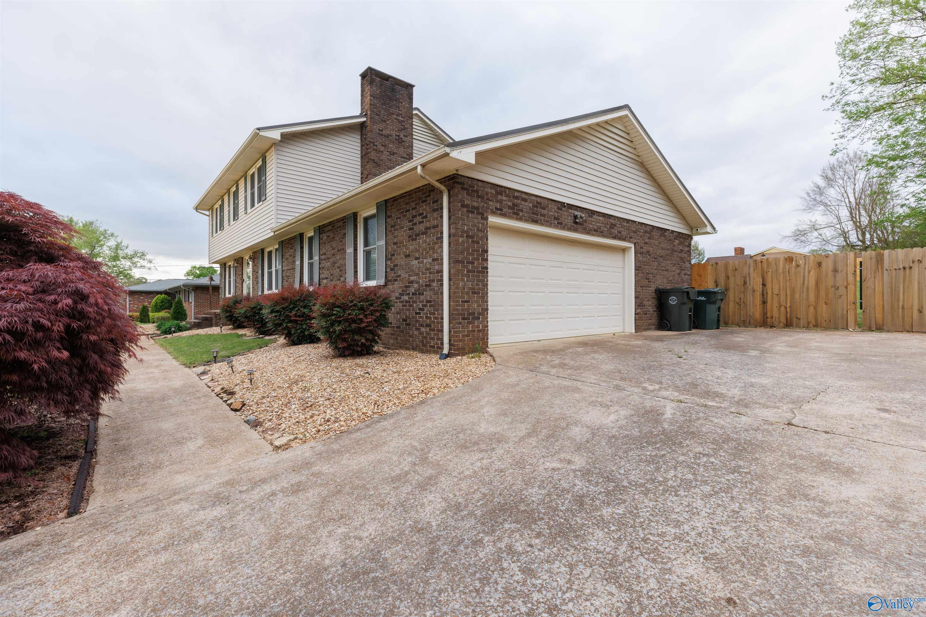 1903 Garner Street, Scottsboro, Alabama image 3