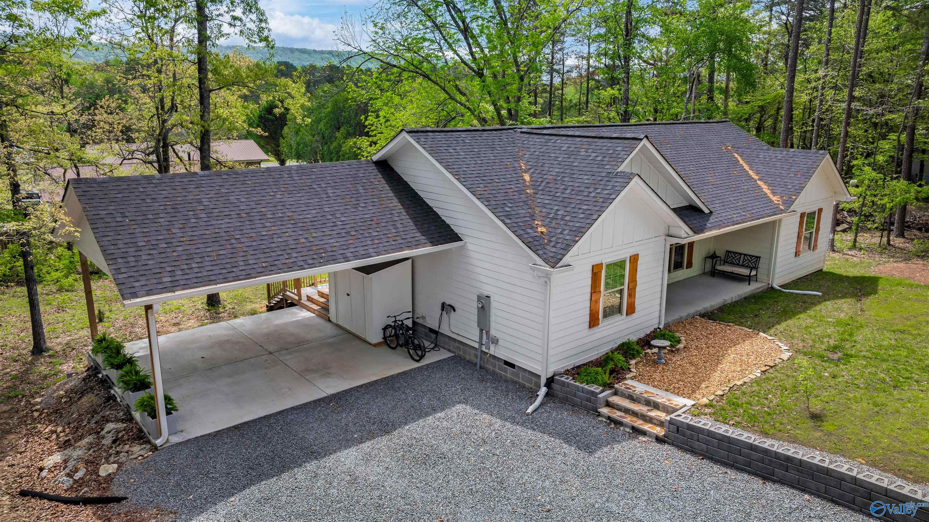 45 Hickory Lane, Valley Head, Alabama image 2