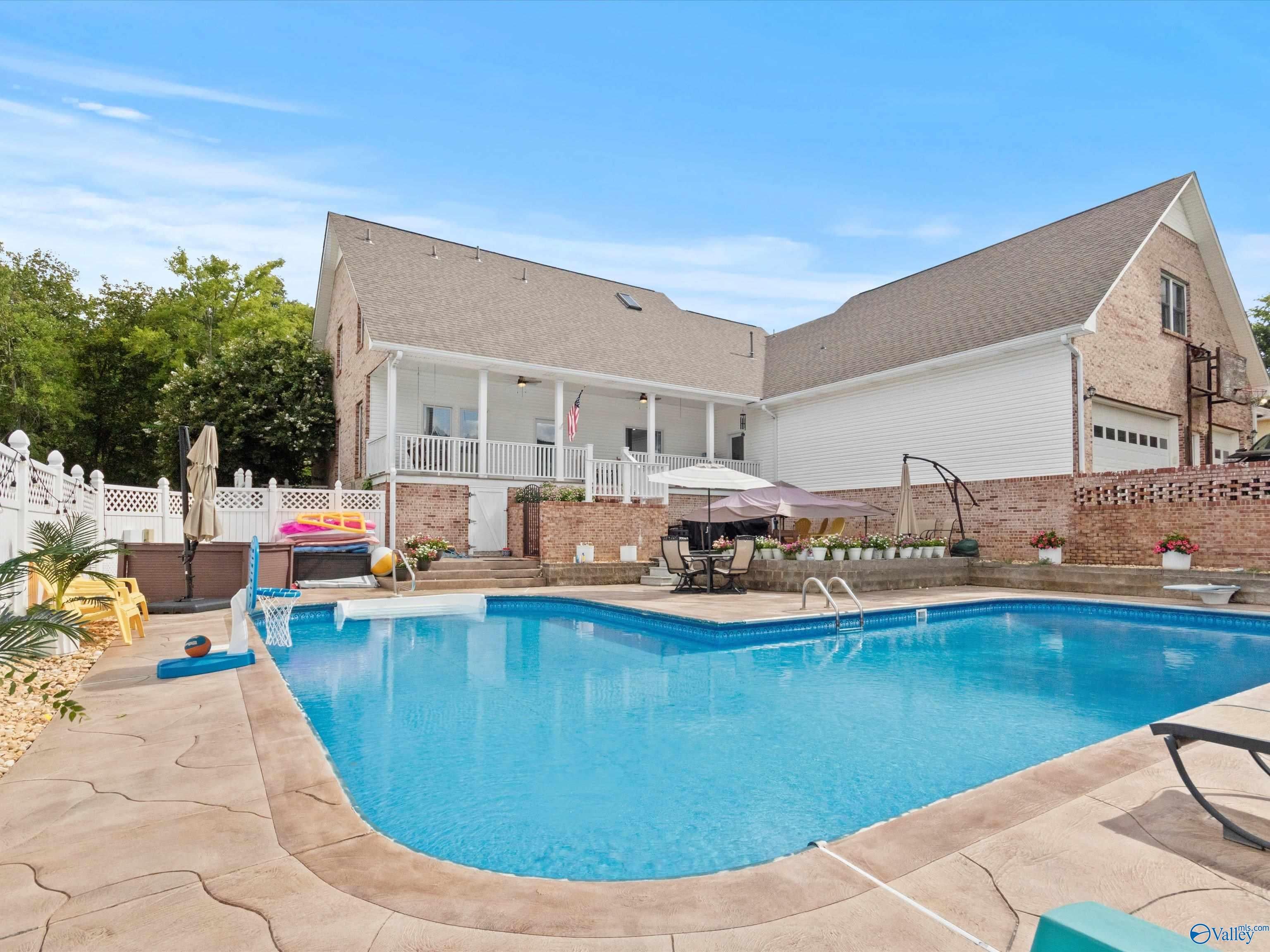5547 Grist Mill Lane