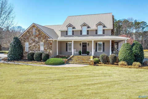 Homes For Sale - 1920 Lasseter Road<br/> Southside, AL 35907