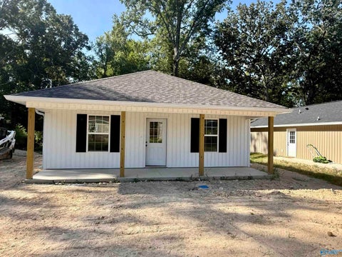 Homes For Sale - 3222 Madison Avenue<br/> Gadsden, AL 35904