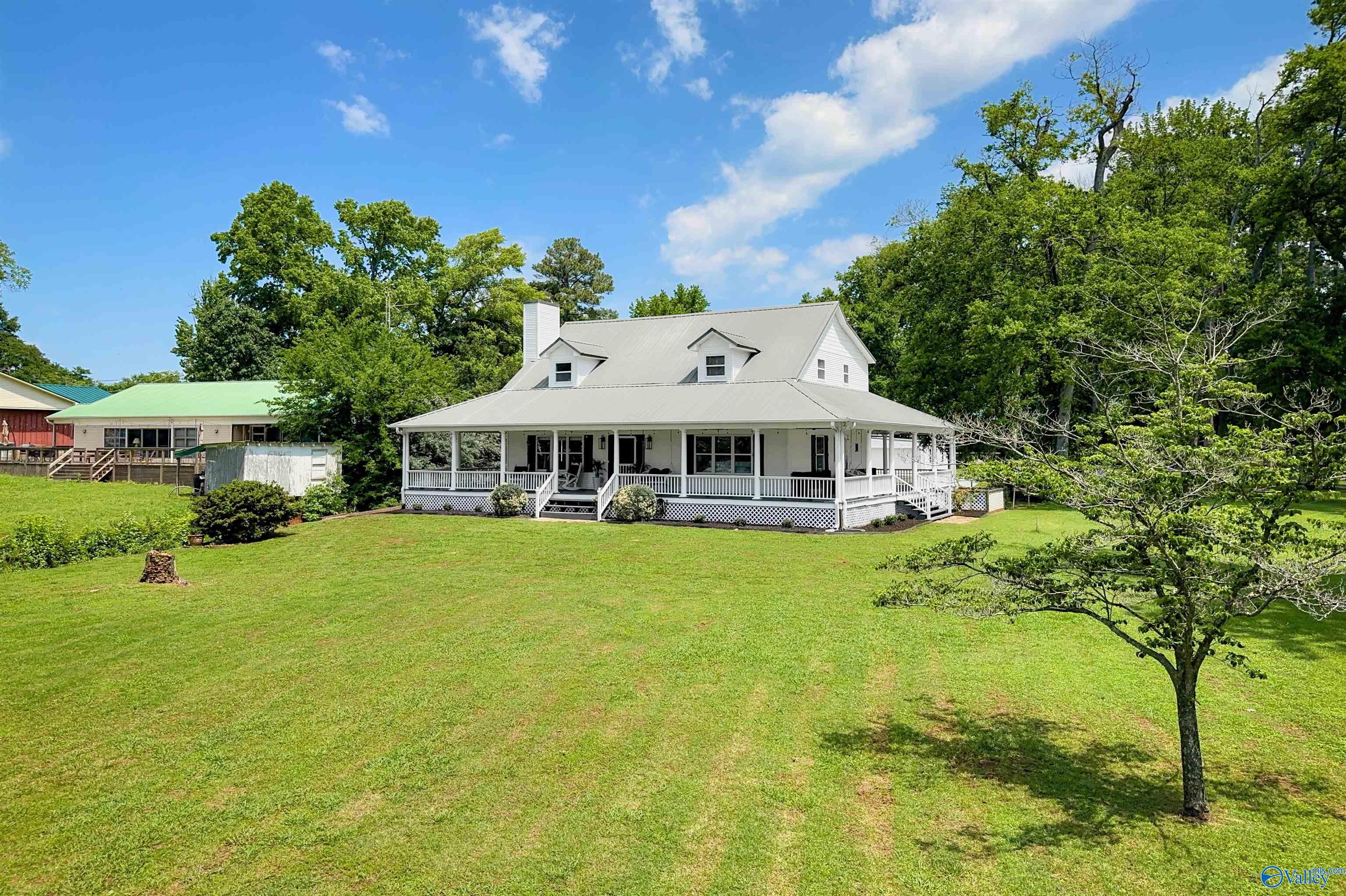 10576 Paradise Shores Road, Athens, Alabama image 2