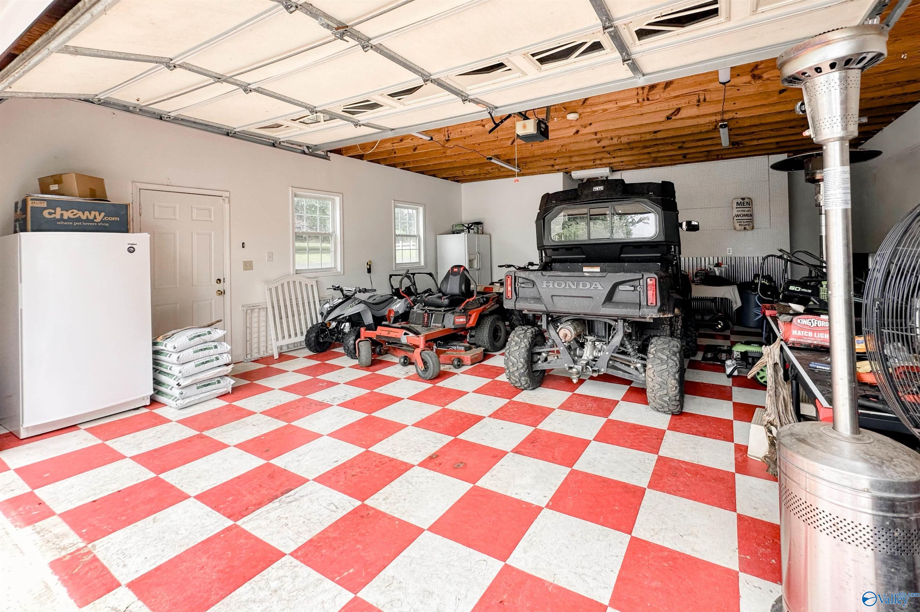 10576 Paradise Shores Road, Athens, Alabama image 47