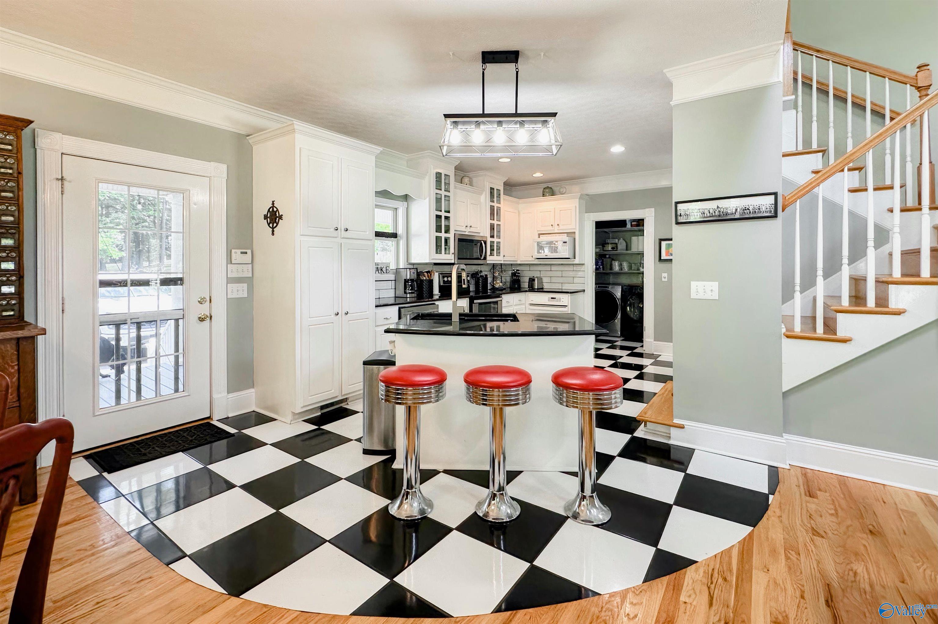 10576 Paradise Shores Road, Athens, Alabama image 13