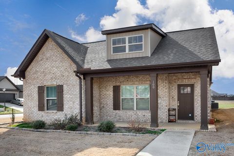 100 Sartain Street New Market AL 35761