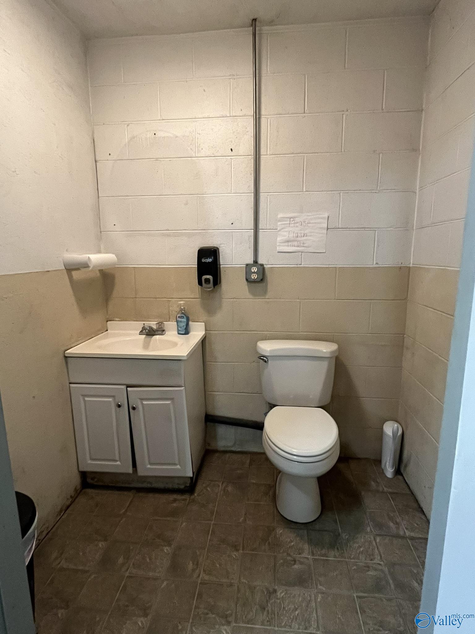Valley Head, Alabama 35989, United States, ,1 BathroomBathrooms,Commercial,Active,49997