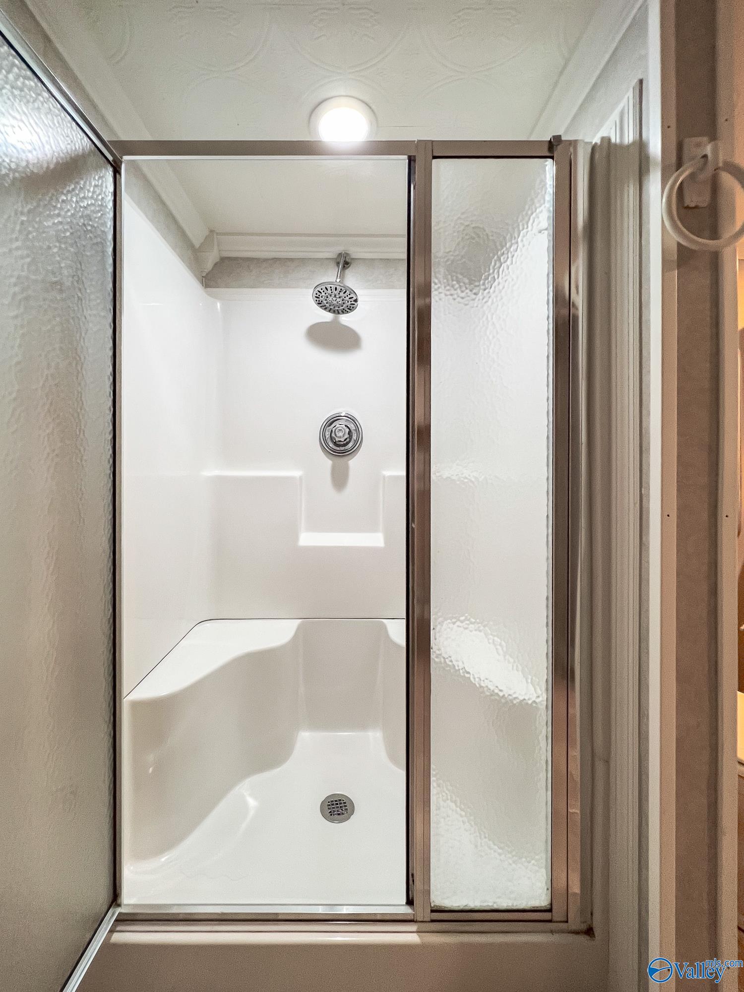 Trenton, Georgia 30752, United States, 3 Bedrooms Bedrooms, ,2 BathroomsBathrooms,Residential,Active,212496