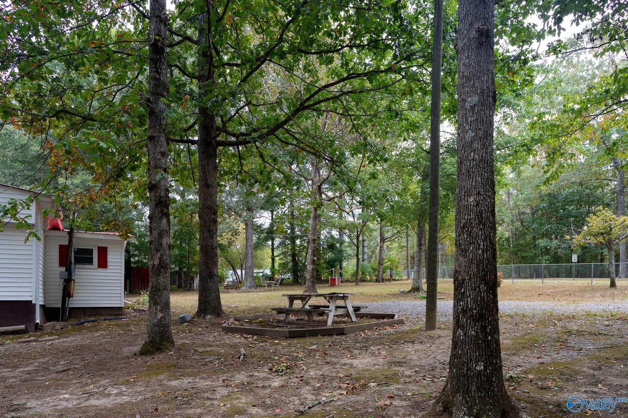 Trenton, Georgia 30752, United States, 3 Bedrooms Bedrooms, ,2 BathroomsBathrooms,Residential,Active,212496