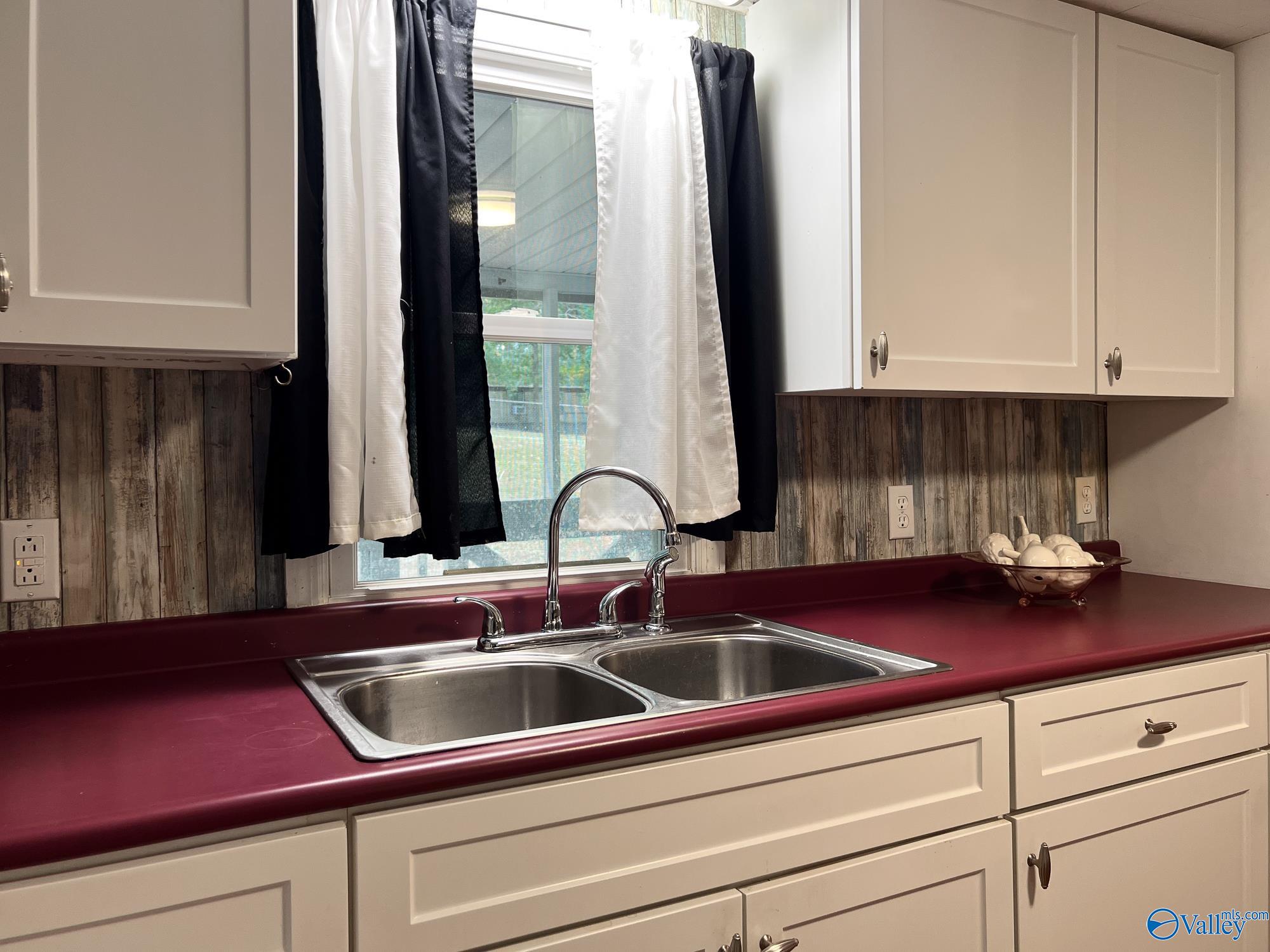 Trenton, Georgia 30752, United States, 3 Bedrooms Bedrooms, ,2 BathroomsBathrooms,Residential,Active,212496