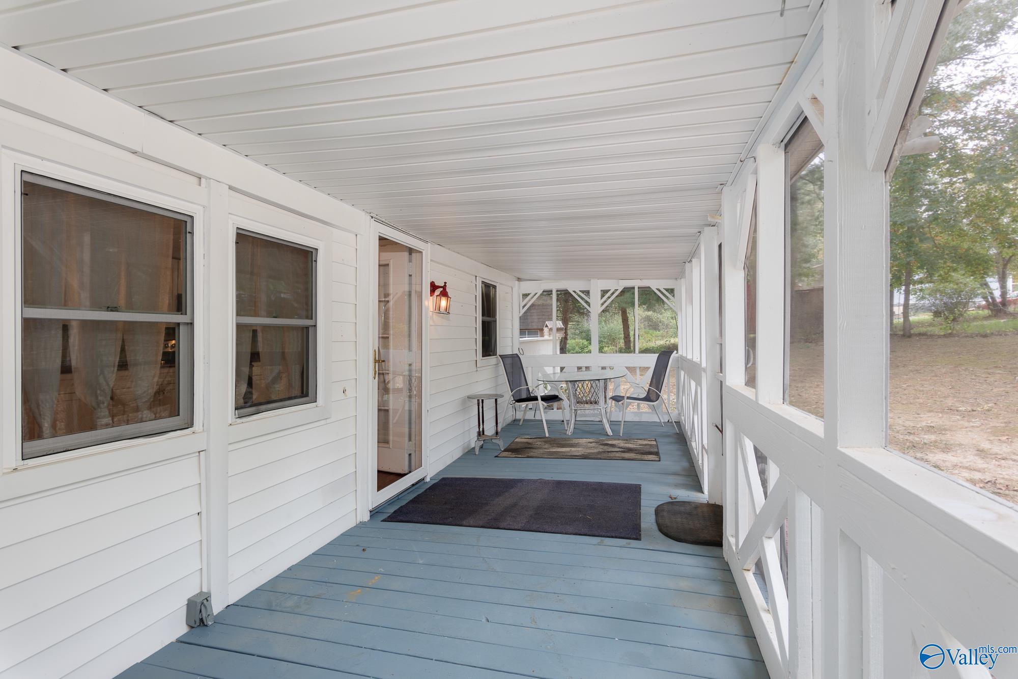 Trenton, Georgia 30752, United States, 3 Bedrooms Bedrooms, ,2 BathroomsBathrooms,Residential,Active,212496