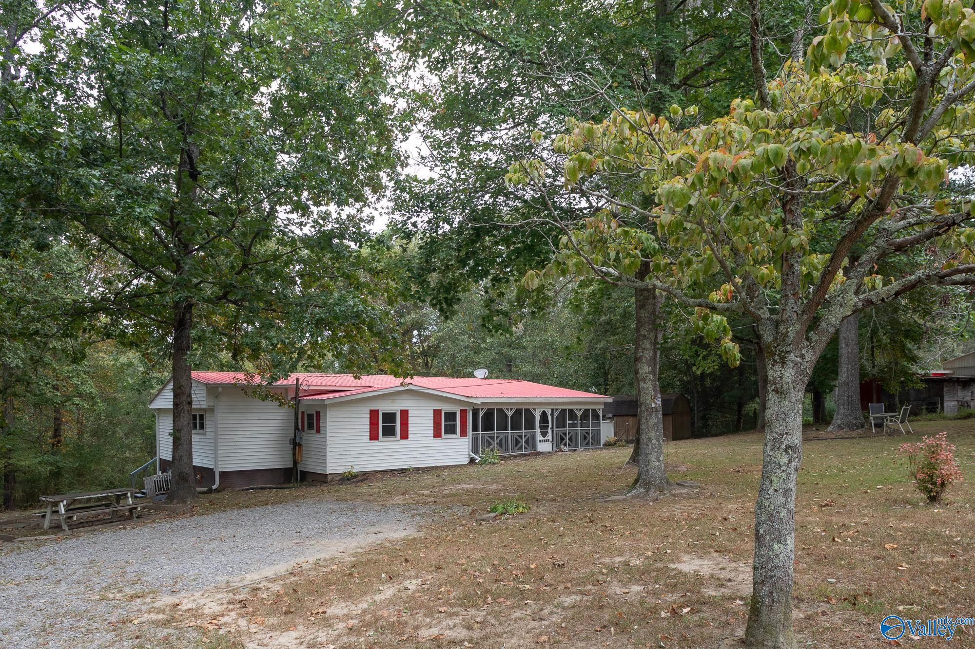 Trenton, Georgia 30752, United States, 3 Bedrooms Bedrooms, ,2 BathroomsBathrooms,Residential,Active,212496