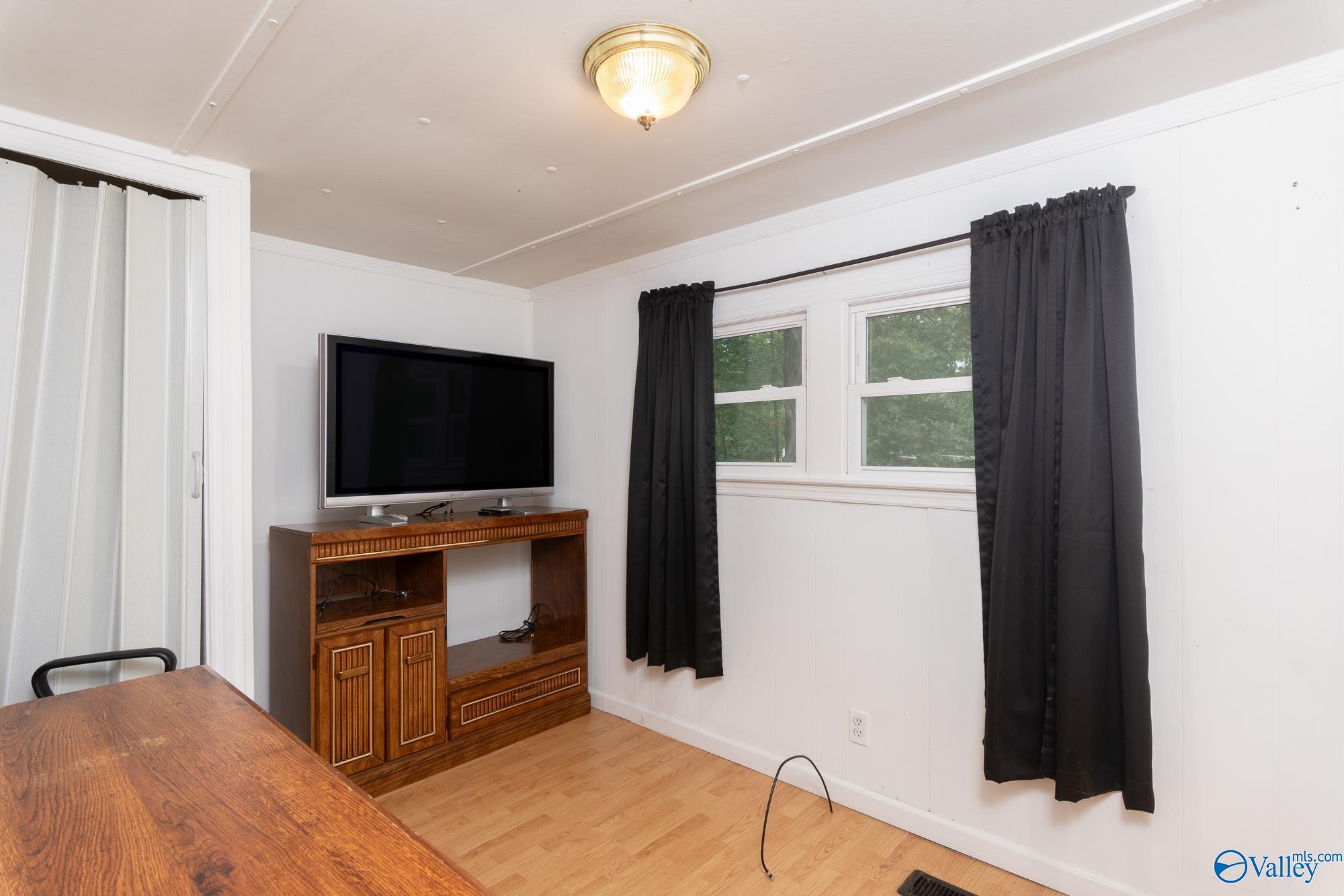 Trenton, Georgia 30752, United States, 3 Bedrooms Bedrooms, ,2 BathroomsBathrooms,Residential,Active,212496