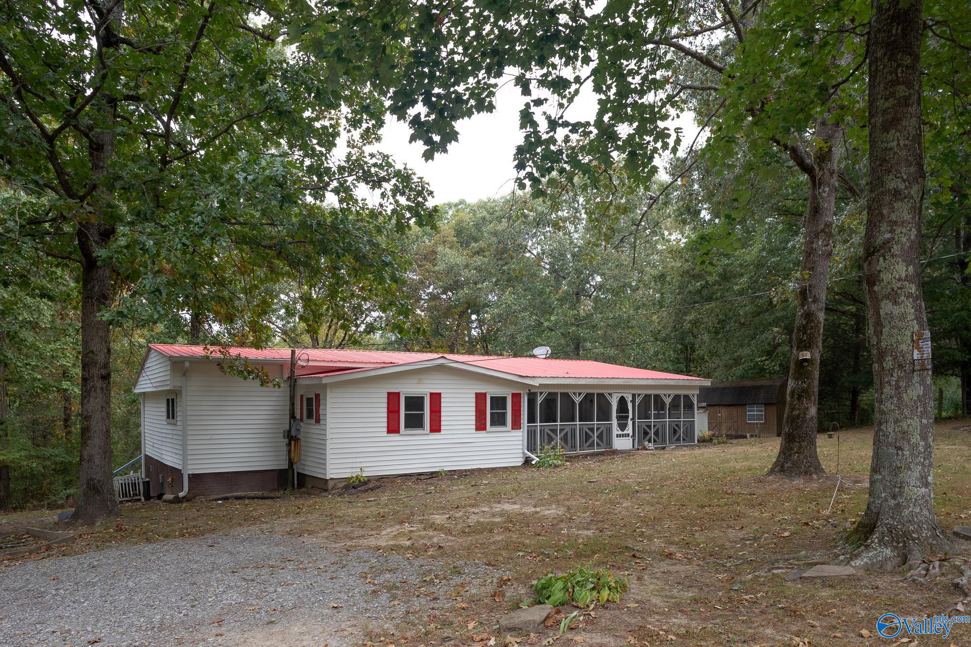 Trenton, Georgia 30752, United States, 3 Bedrooms Bedrooms, ,2 BathroomsBathrooms,Residential,Active,212496