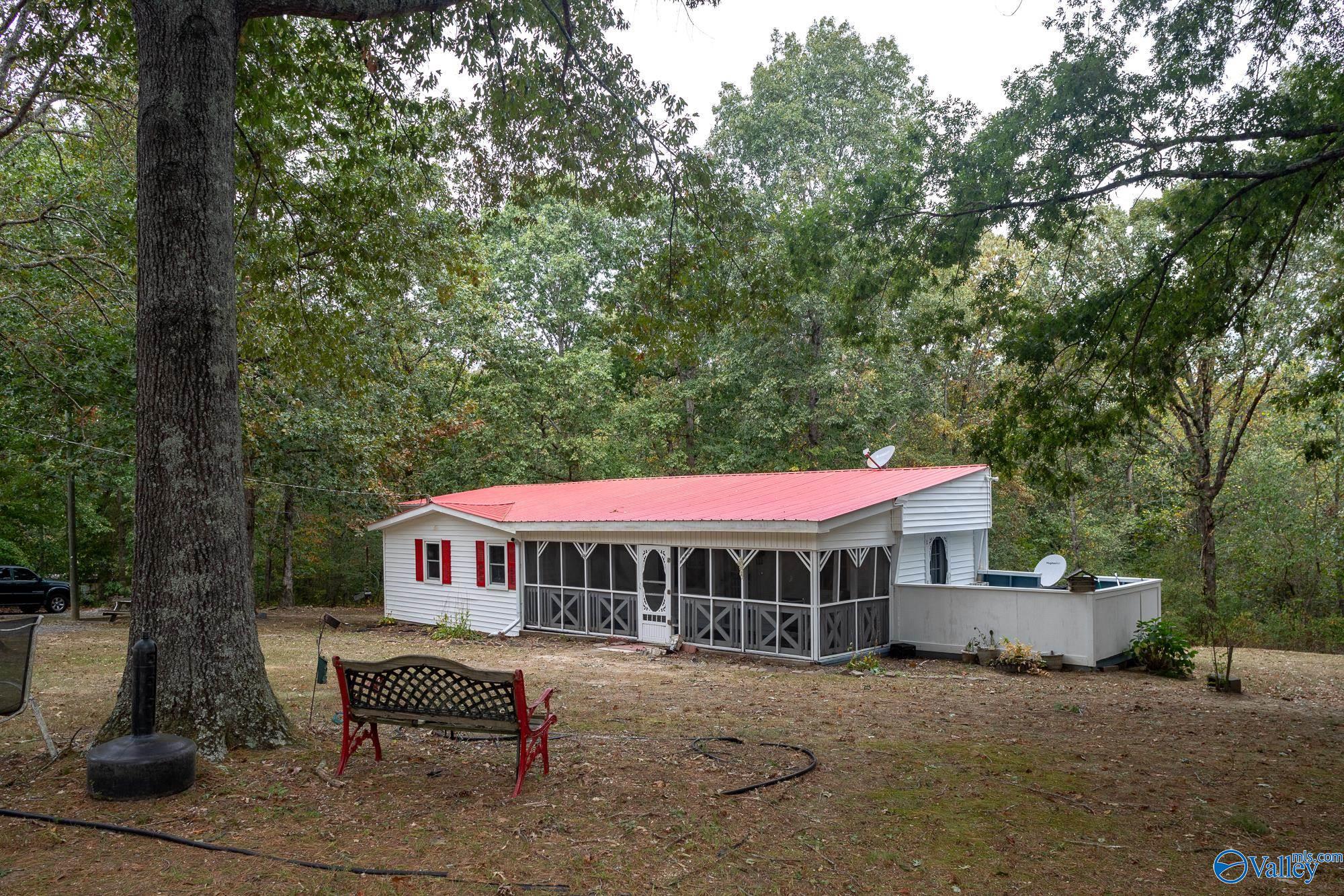 Trenton, Georgia 30752, United States, 3 Bedrooms Bedrooms, ,2 BathroomsBathrooms,Residential,Active,212496