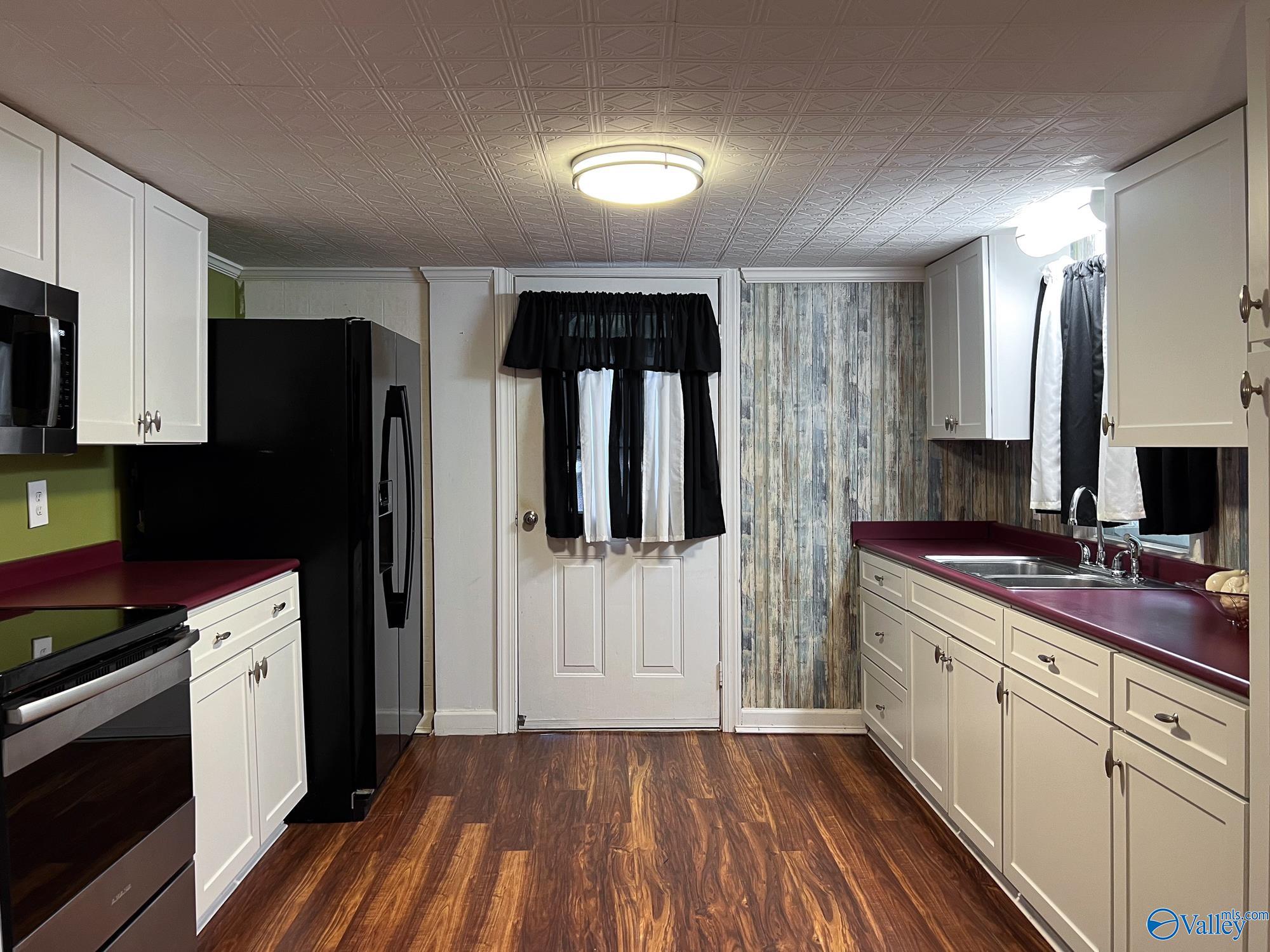 Trenton, Georgia 30752, United States, 3 Bedrooms Bedrooms, ,2 BathroomsBathrooms,Residential,Active,212496