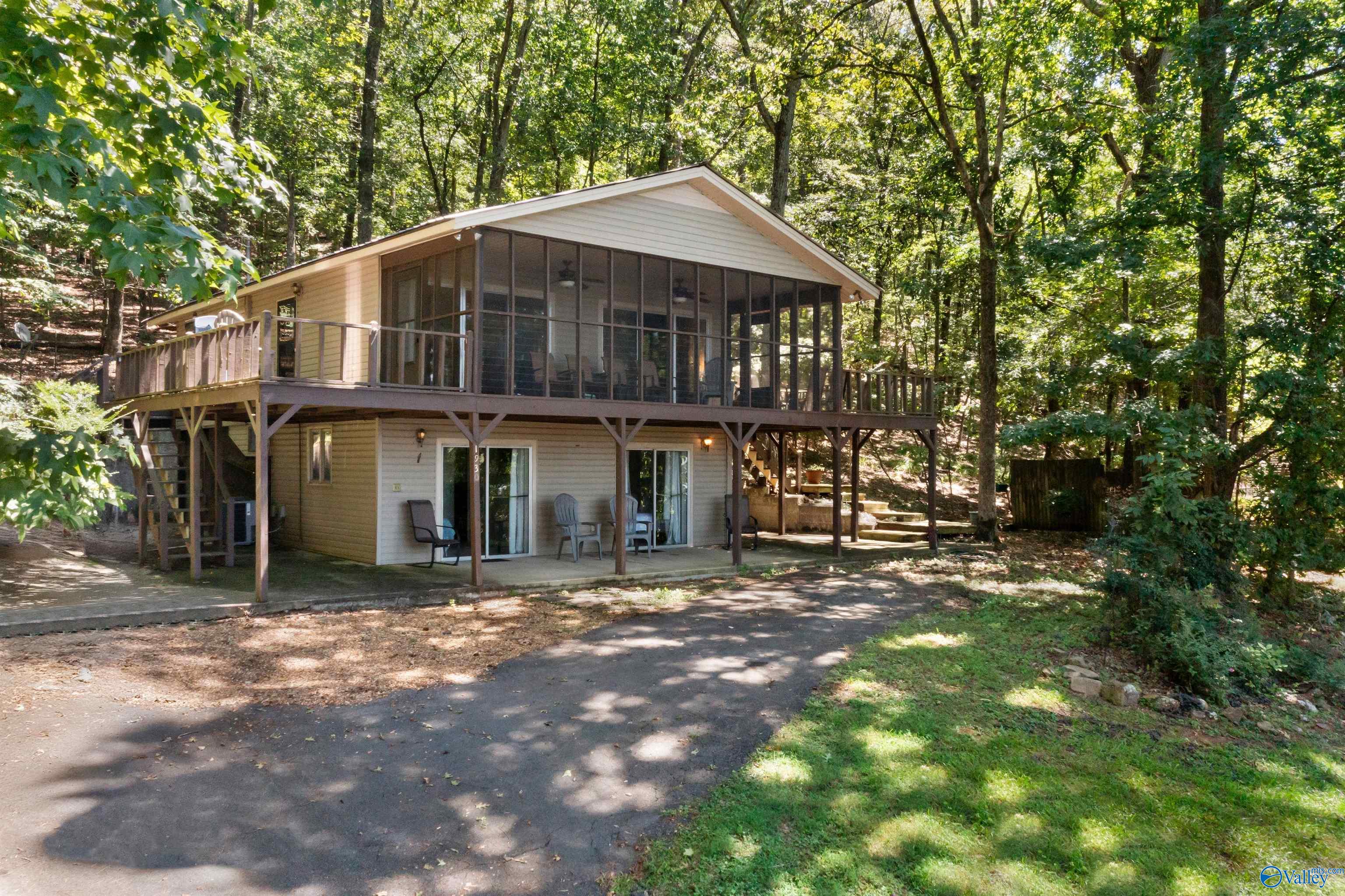 1930 County Road 104