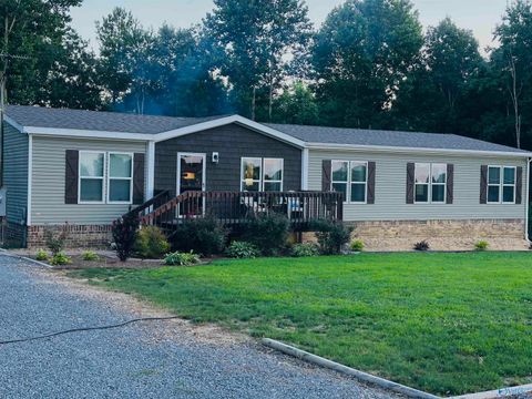 Mobile Home For Sale - 4618 County Road 843<br/> Dawson, AL 35963