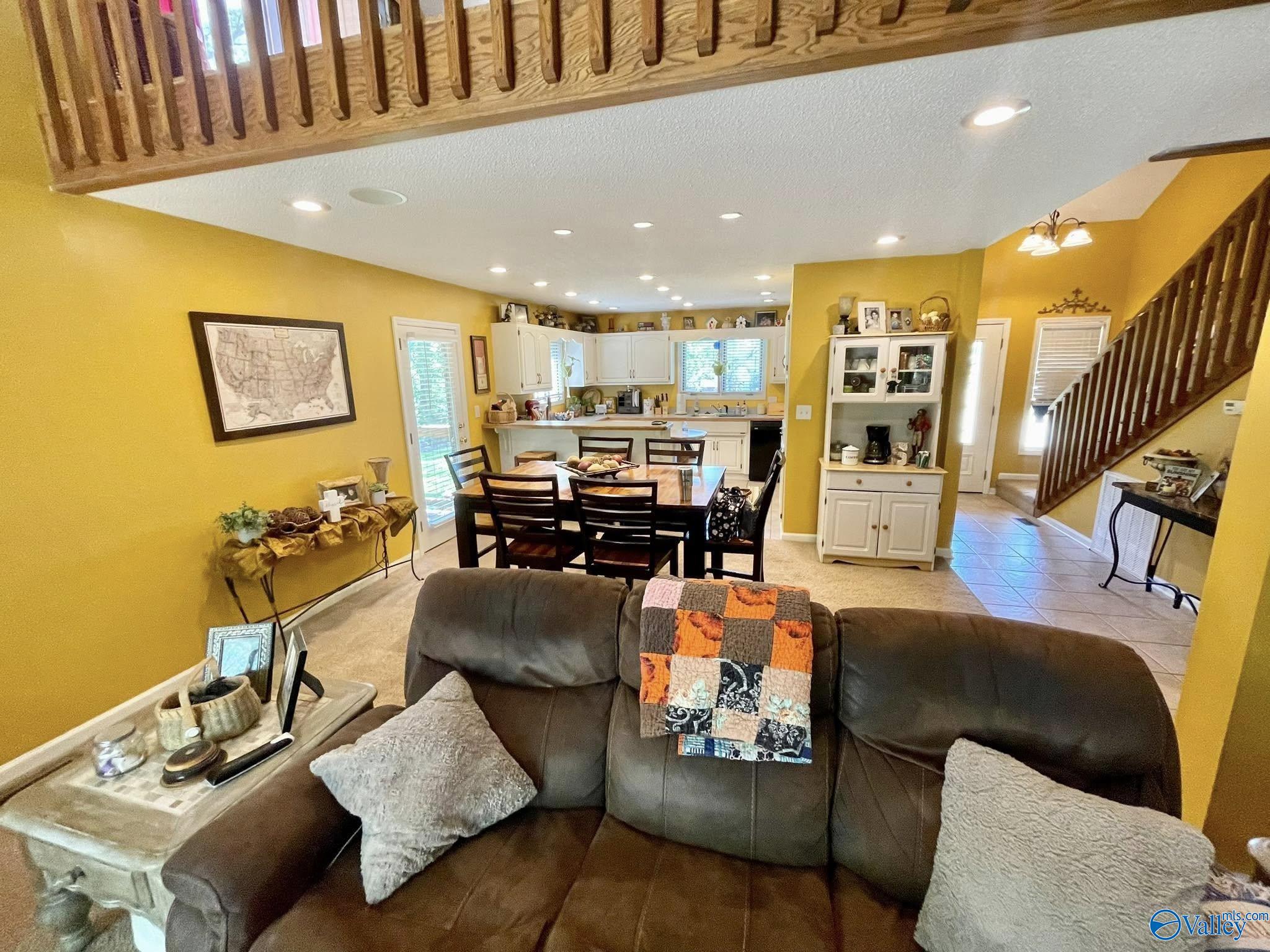 13940 Catawba Circle, Athens, Alabama image 9