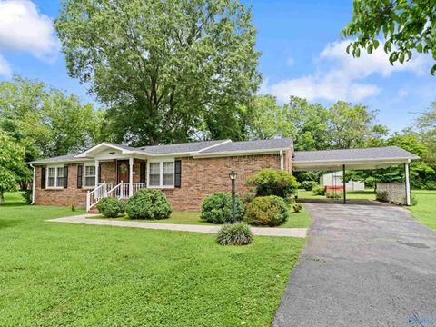 Homes For Sale - 1573 Ryland Pike<br/> Huntsville, AL 35811