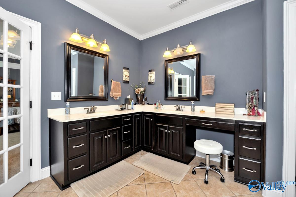 4 Holly Berry Court, Huntsville, Alabama image 30